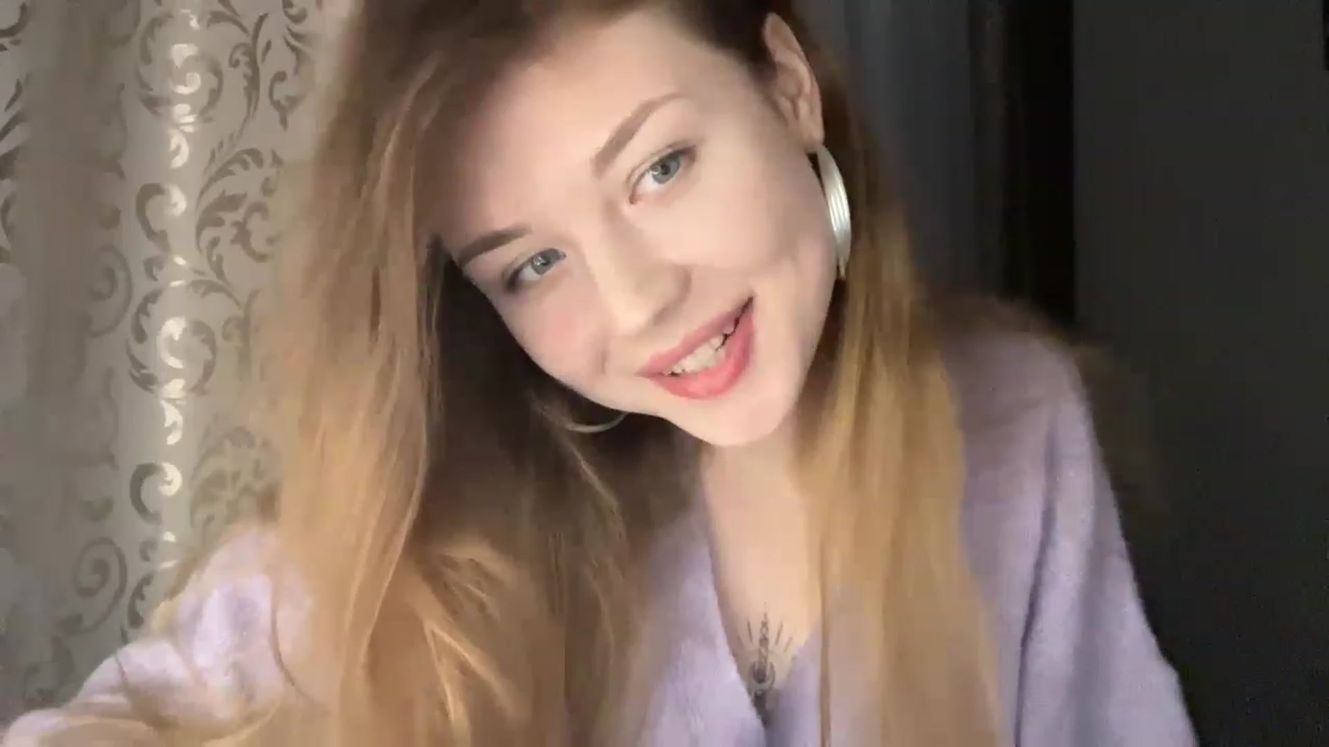 Gallery image thumbnail from Coconut_dream's myfreecams stream on, 04/15/2023, 17:20 image 3 of 20