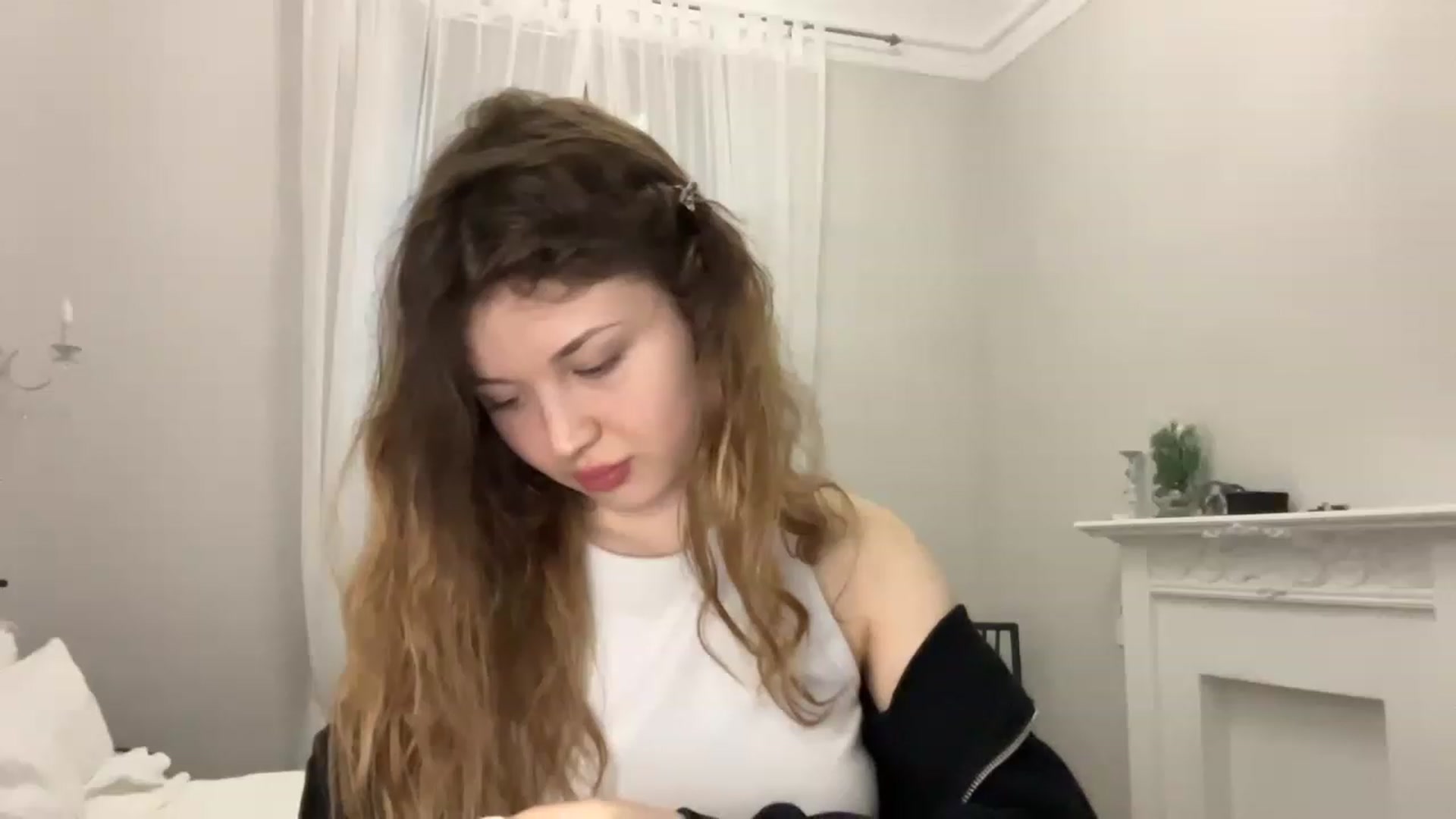 Gallery image thumbnail from Coconut_dream's myfreecams stream on, 04/17/2023, 16:30 image 15 of 20