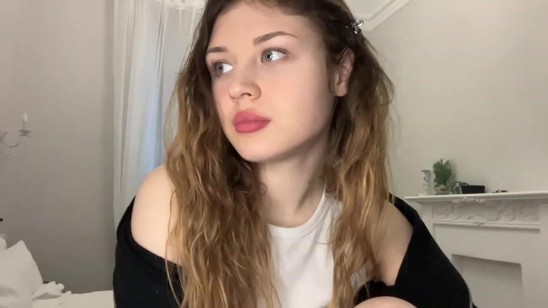 Gallery image thumbnail from Coconut_dream's myfreecams stream on, 04/17/2023, 16:30 image 5 of 20
