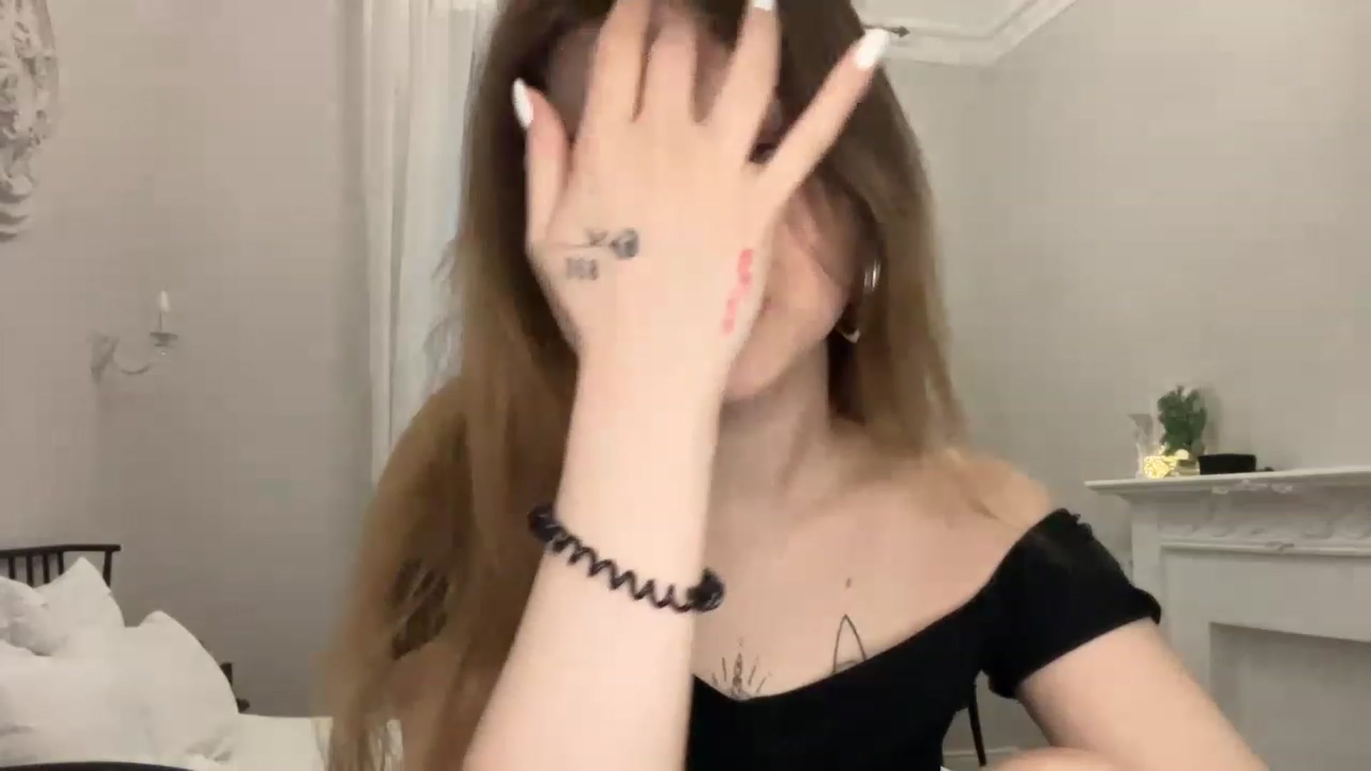 Gallery image thumbnail from Coconut_dream's myfreecams stream on, 04/21/2023, 17:02 image 12 of 20
