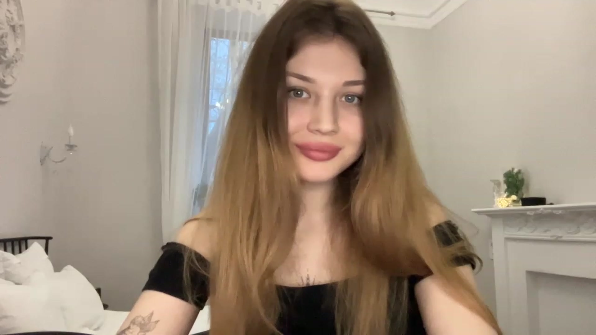 Gallery image thumbnail from Coconut_dream's myfreecams stream on, 04/21/2023, 17:02 image 8 of 20