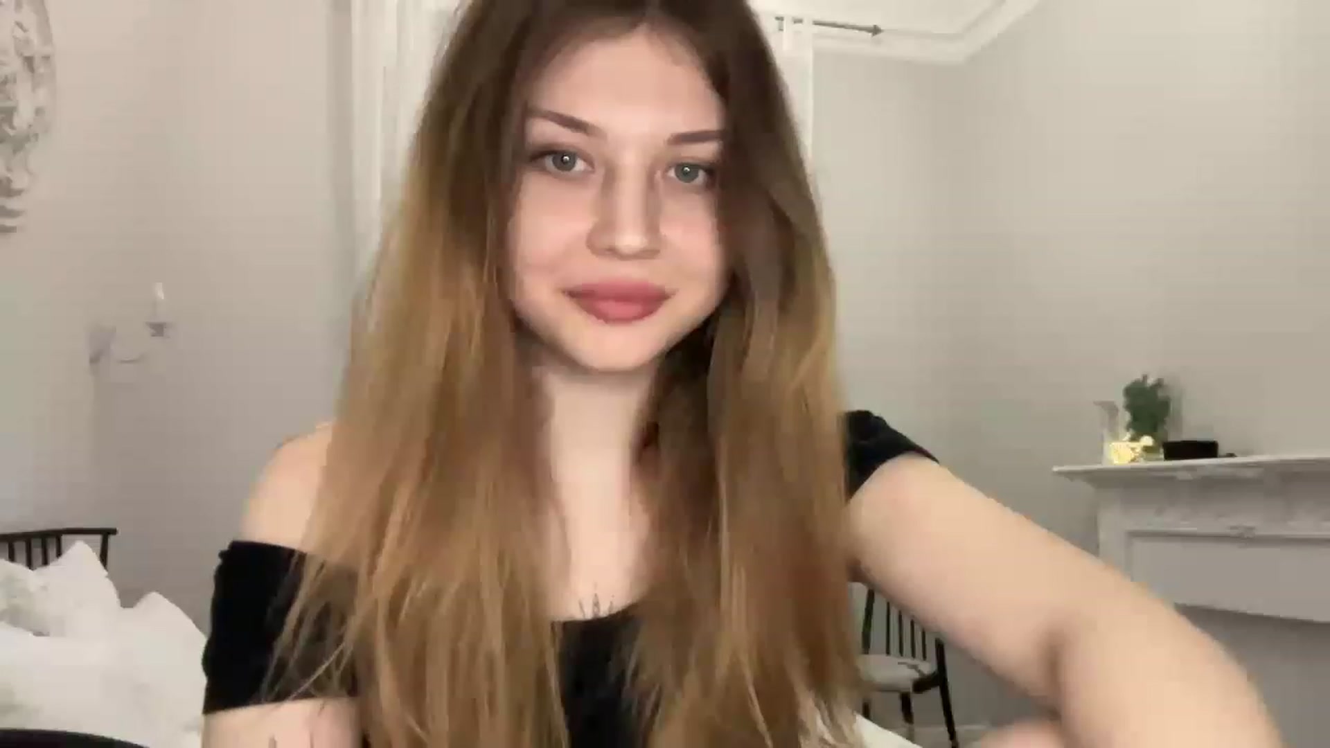 Gallery image thumbnail from Coconut_dream's myfreecams stream on, 04/21/2023, 17:02 image 15 of 20