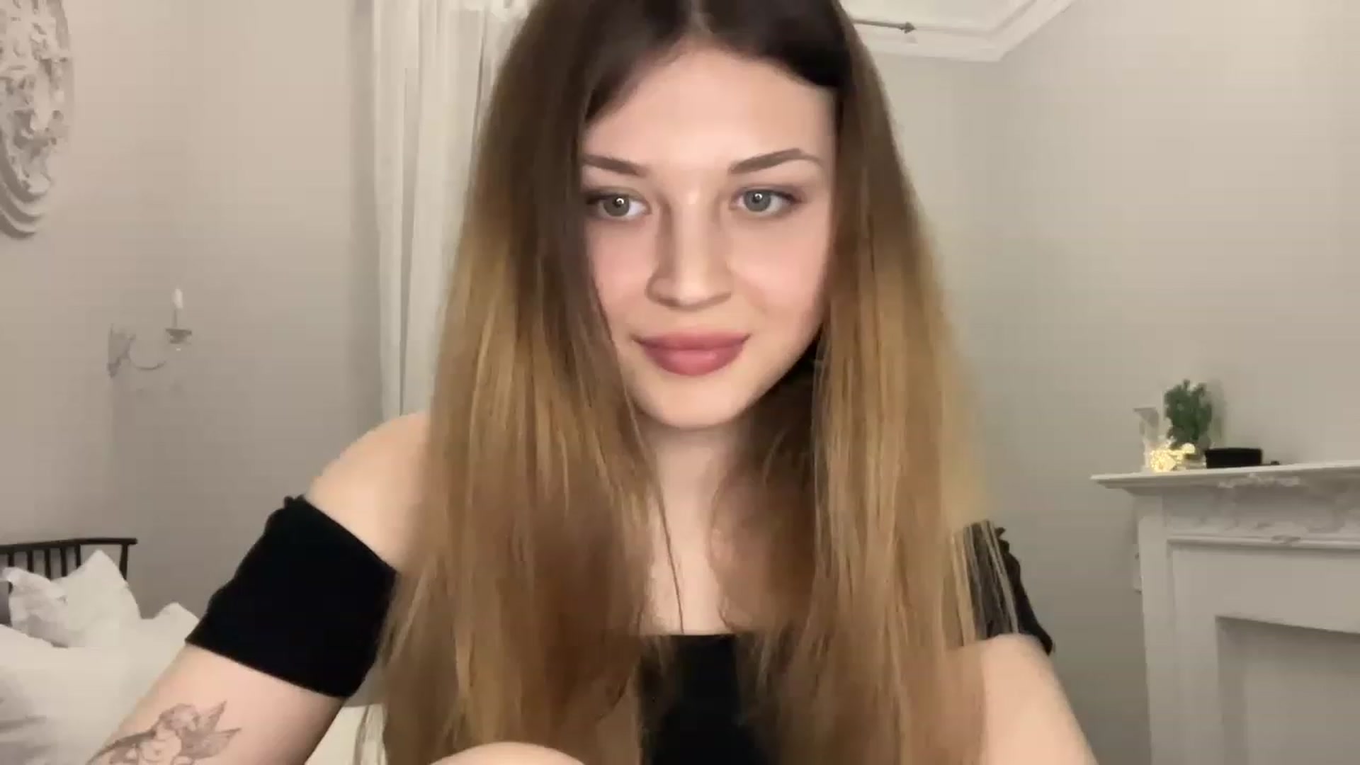 Gallery image thumbnail from Coconut_dream's myfreecams stream on, 04/21/2023, 17:42 image 20 of 20