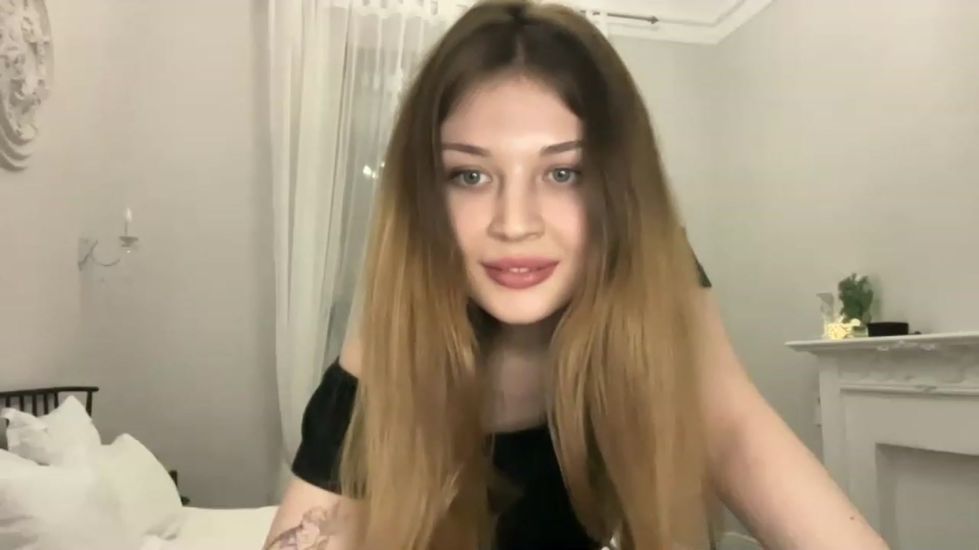 Gallery image thumbnail from Coconut_dream's myfreecams stream on, 04/21/2023, 17:42 image 12 of 20