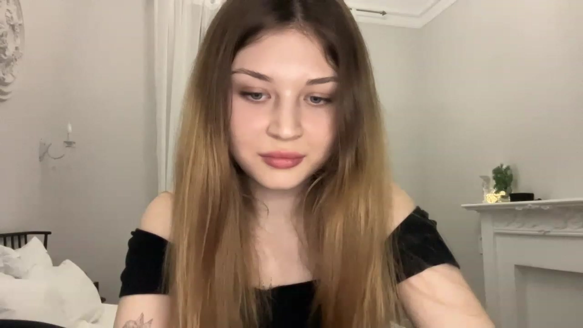 Gallery image thumbnail from Coconut_dream's myfreecams stream on, 04/21/2023, 17:42 image 5 of 20