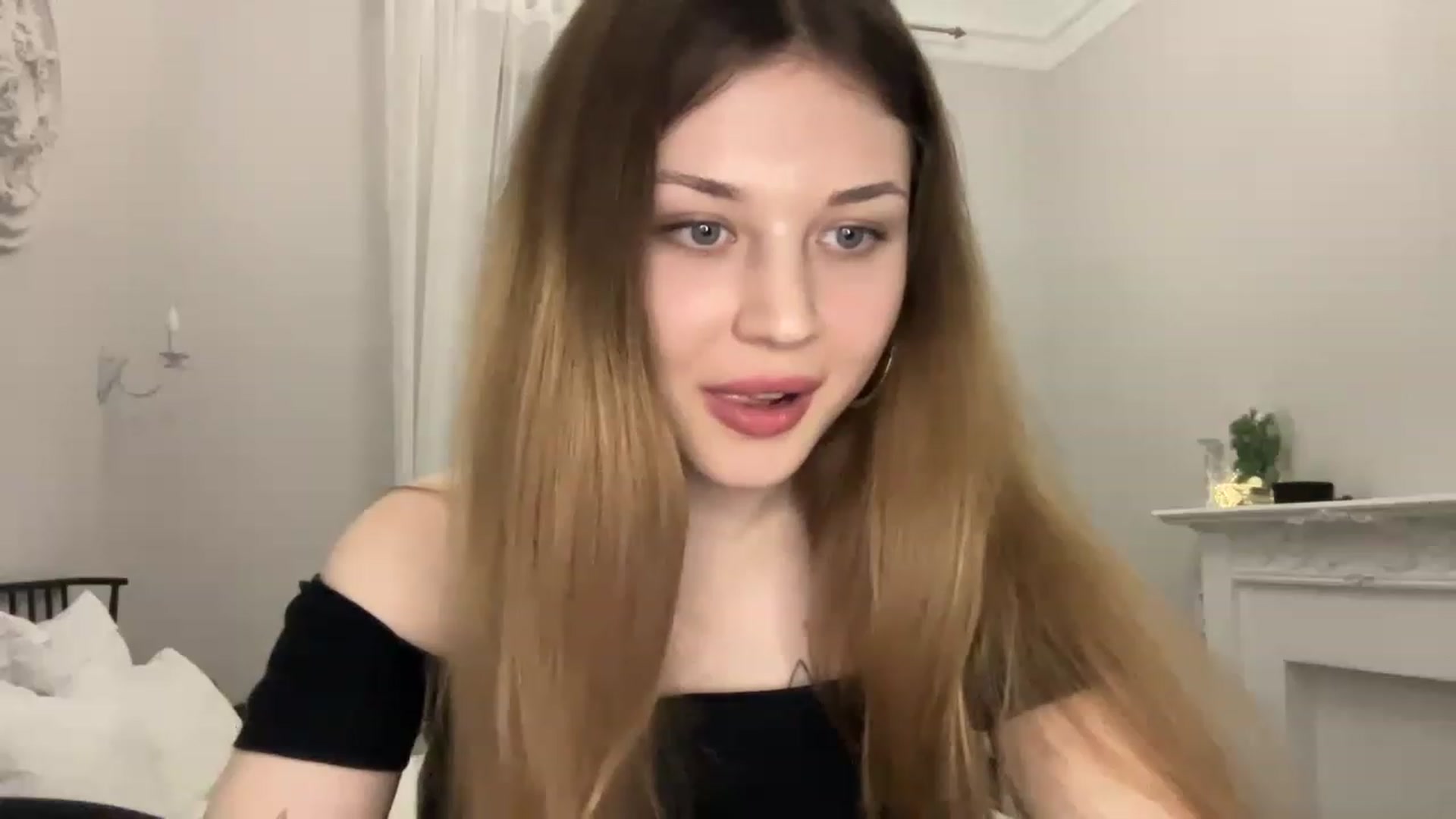 Gallery image thumbnail from Coconut_dream's myfreecams stream on, 04/21/2023, 17:42 image 3 of 20