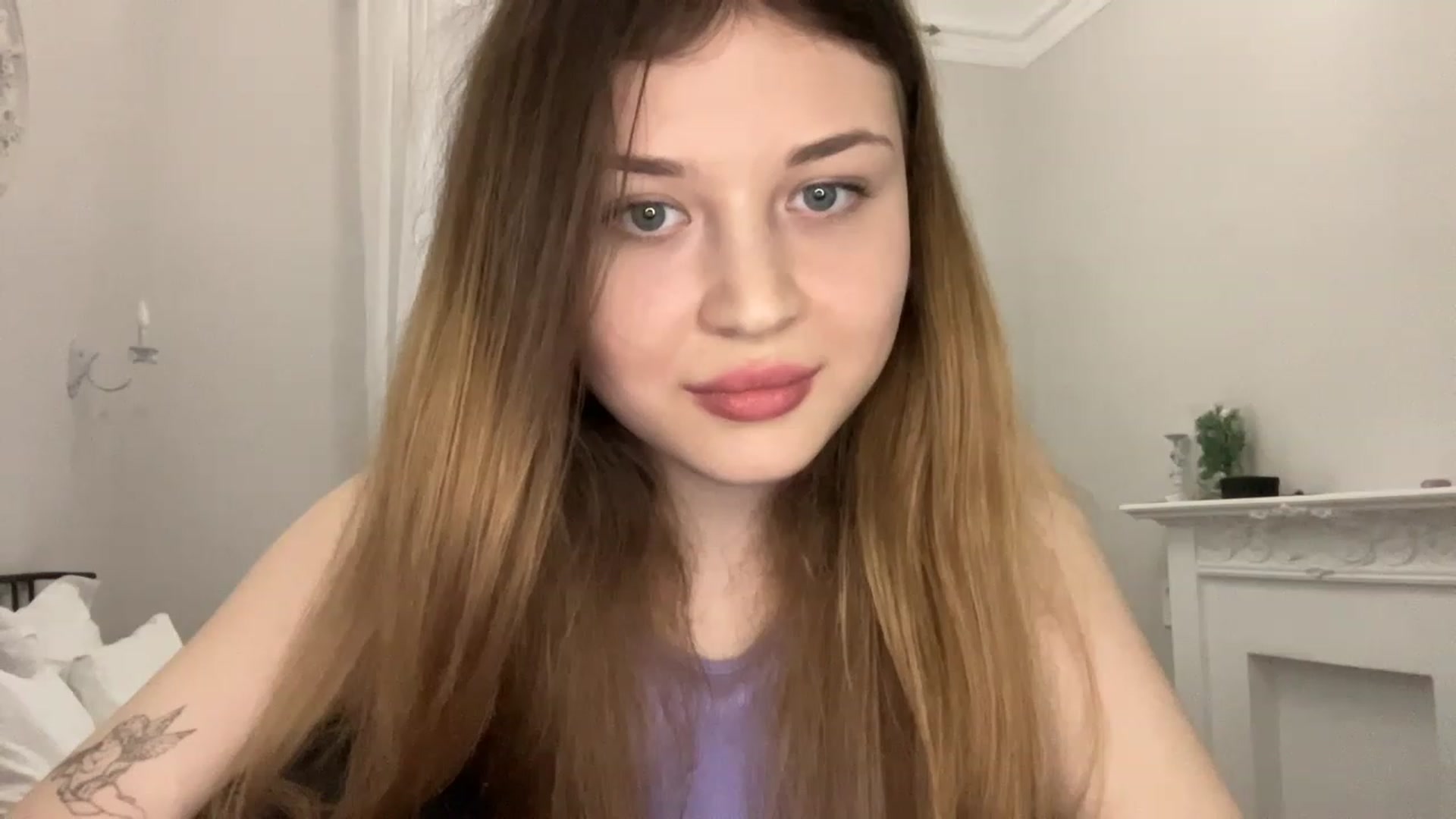 Gallery image thumbnail from Coconut_dream's myfreecams stream on, 04/22/2023, 16:55 image 16 of 20