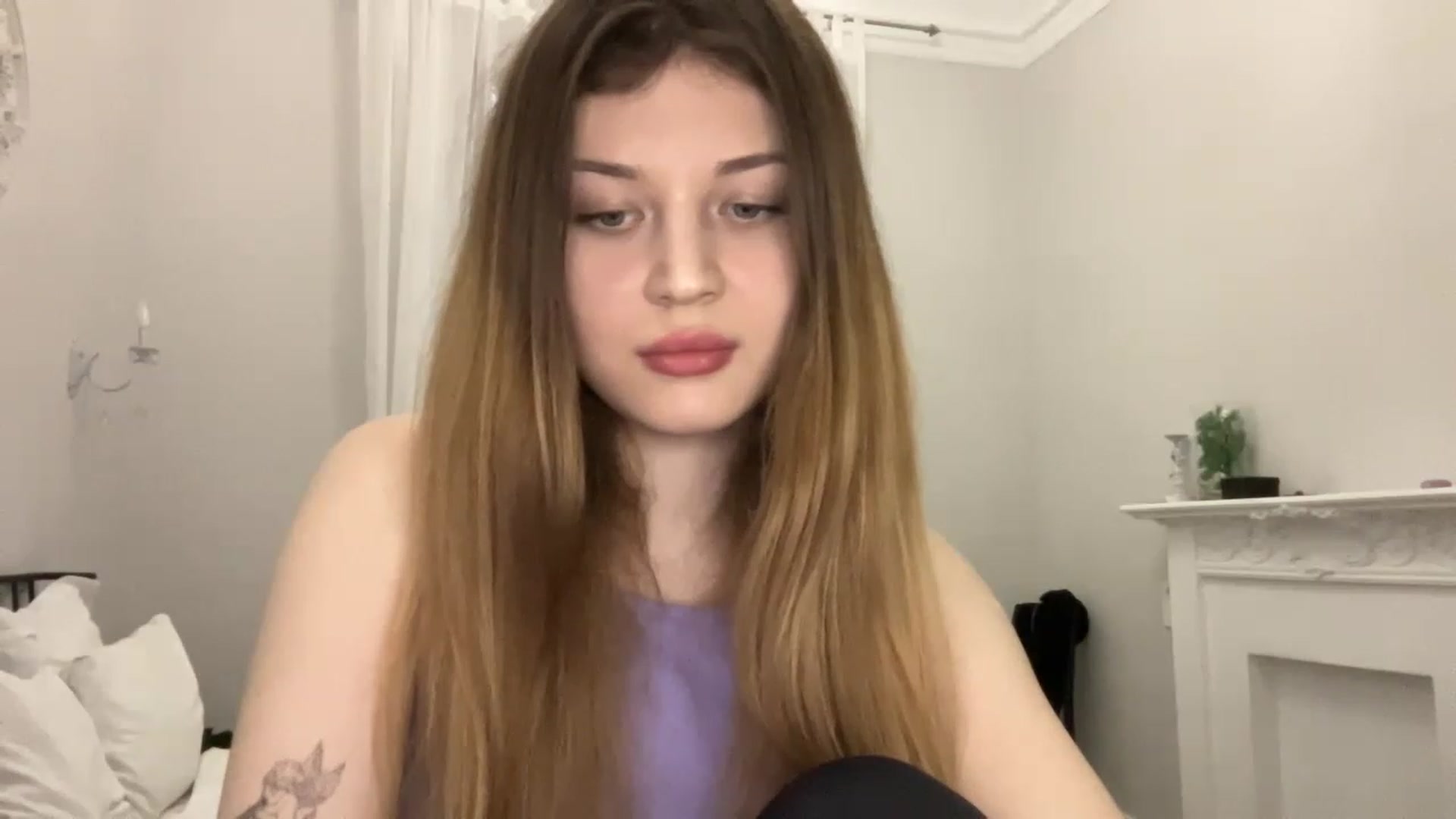 Gallery image thumbnail from Coconut_dream's myfreecams stream on, 04/22/2023, 17:09 image 10 of 20