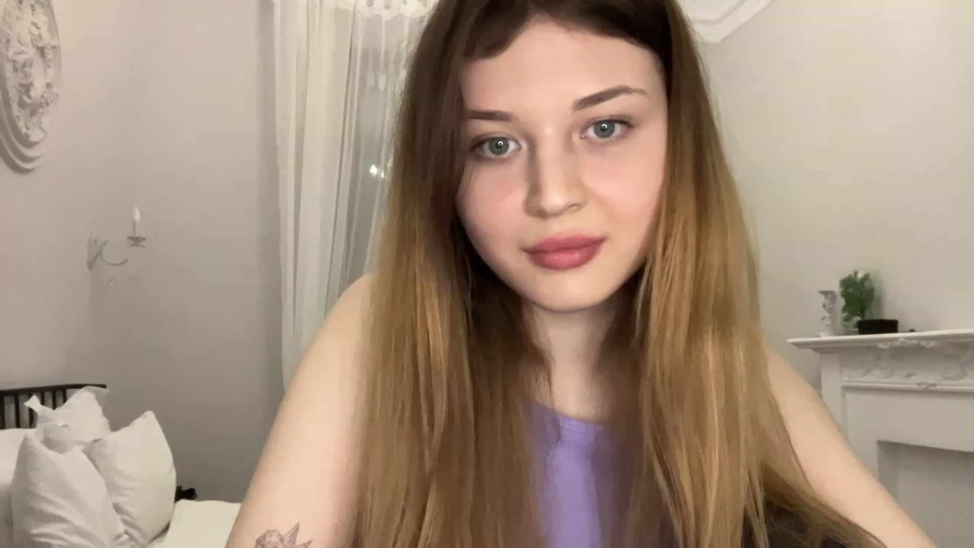Gallery image thumbnail from Coconut_dream's myfreecams stream on, 04/22/2023, 18:10 image 8 of 20
