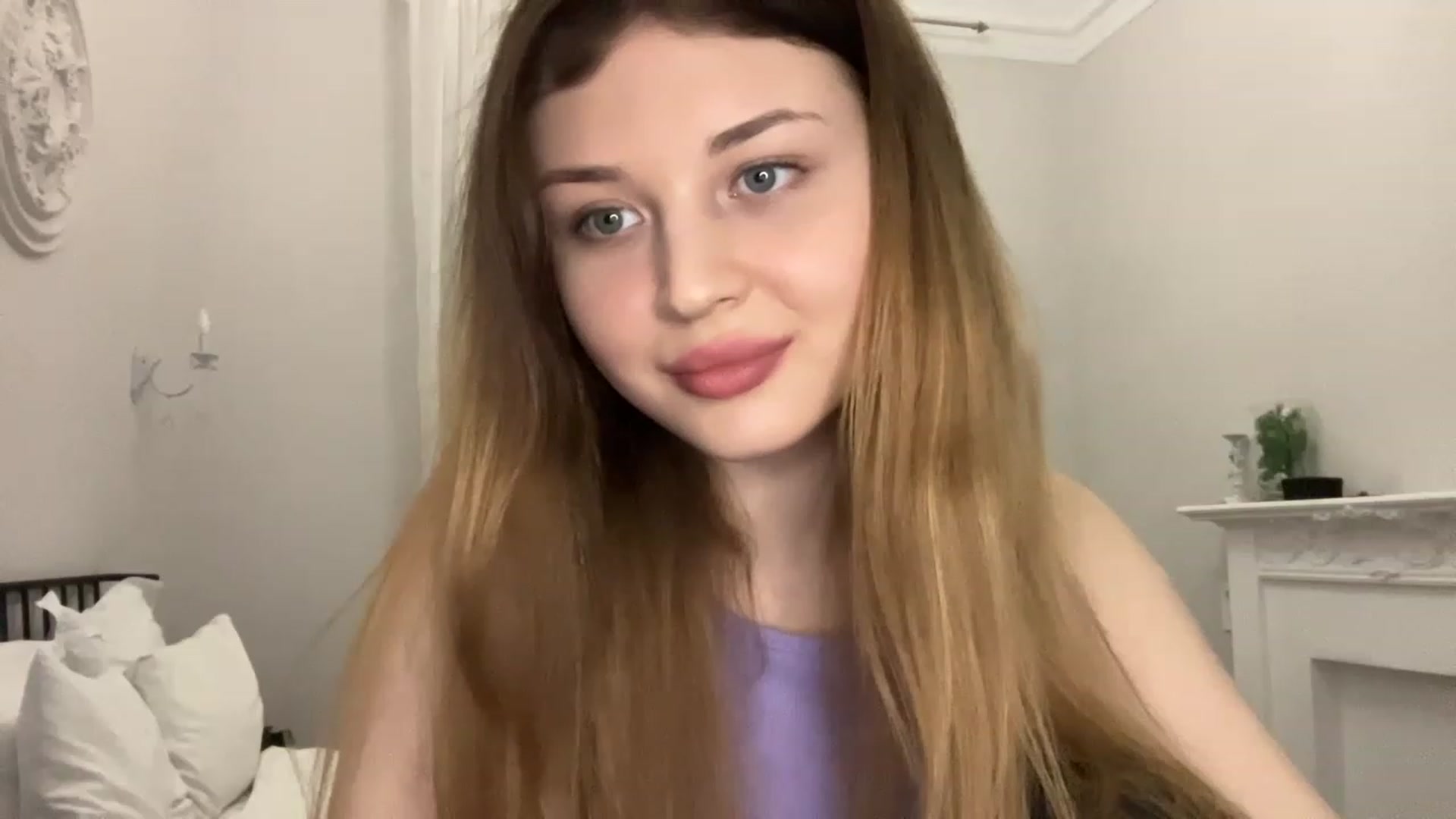 Gallery image thumbnail from Coconut_dream's myfreecams stream on, 04/22/2023, 18:10 image 7 of 20