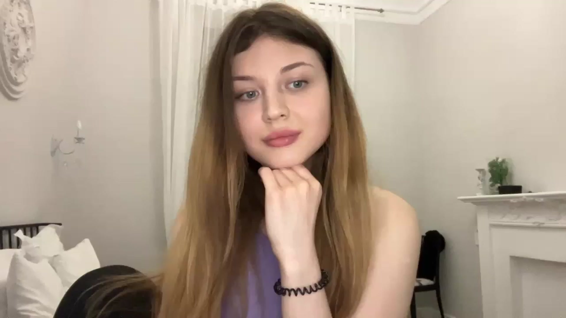 Gallery image thumbnail from Coconut_dream's myfreecams stream on, 04/22/2023, 18:10 image 19 of 20