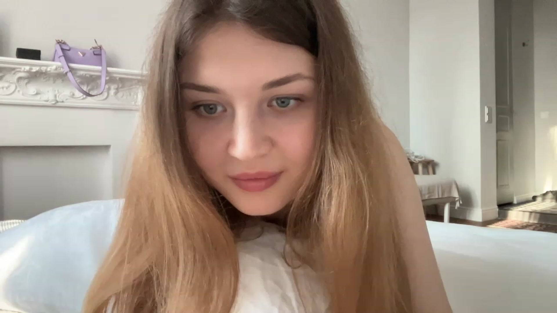 Gallery image thumbnail from Coconut_dream's myfreecams stream on, 04/23/2023, 15:49 image 6 of 20