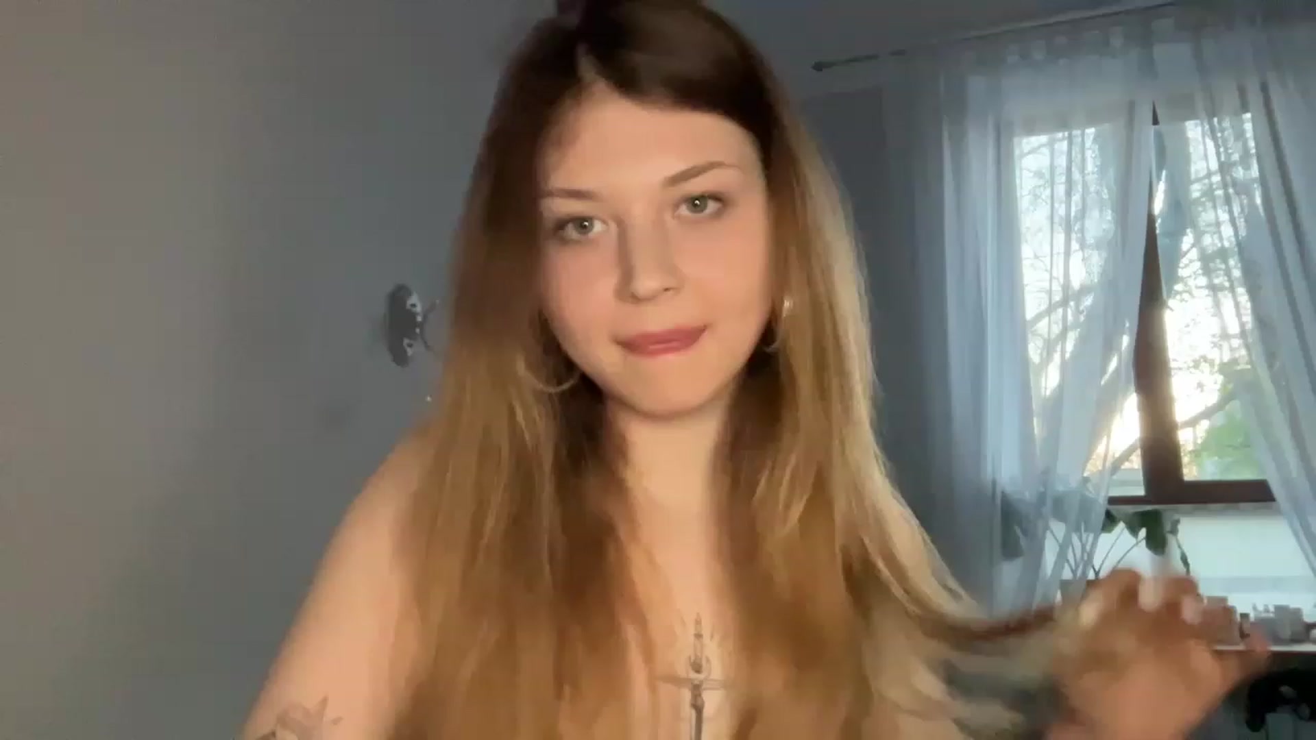 Gallery image thumbnail from Coconut_dream's myfreecams stream on, 04/24/2023, 16:58 image 17 of 20
