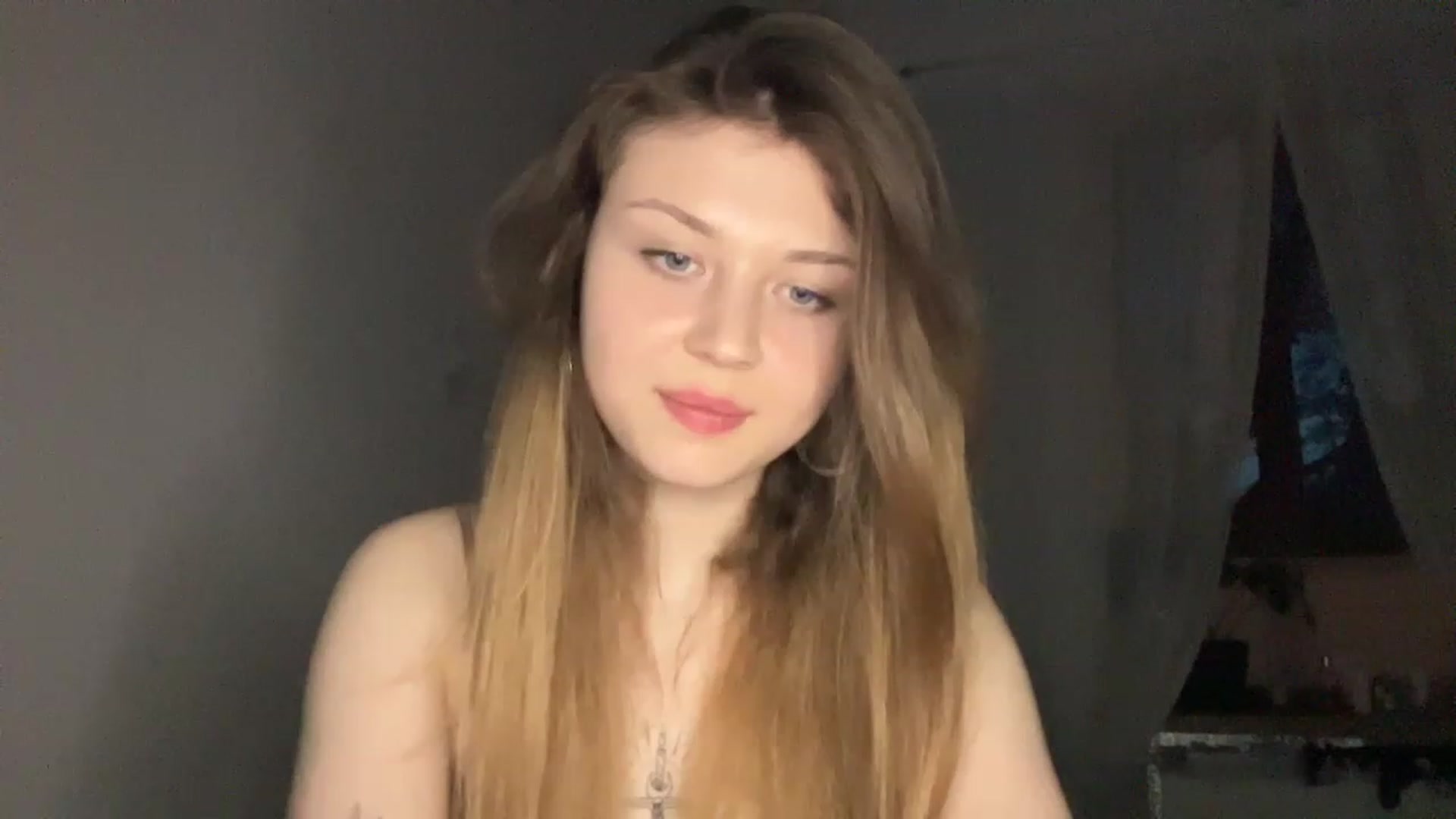 Gallery image thumbnail from Coconut_dream's myfreecams stream on, 04/24/2023, 17:52 image 8 of 20