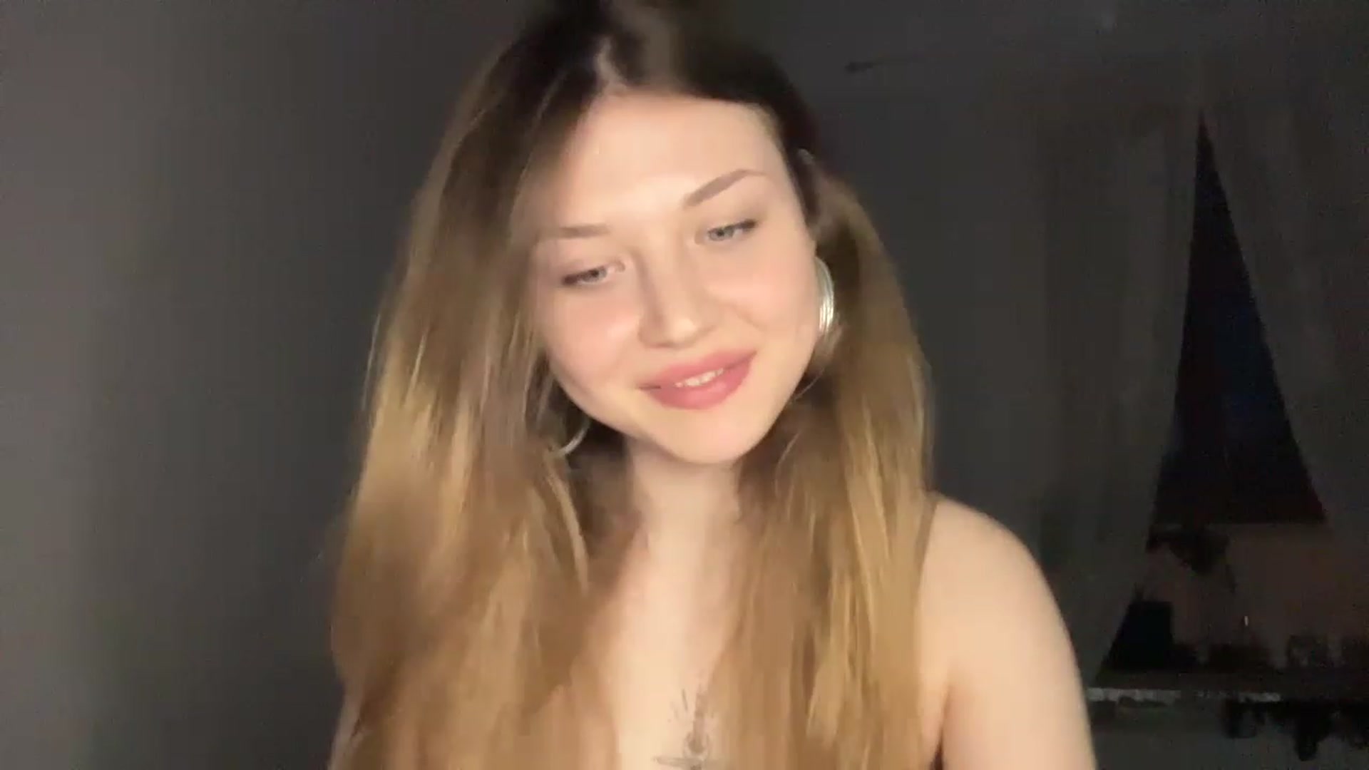 Gallery image thumbnail from Coconut_dream's myfreecams stream on, 04/24/2023, 17:52 image 17 of 20