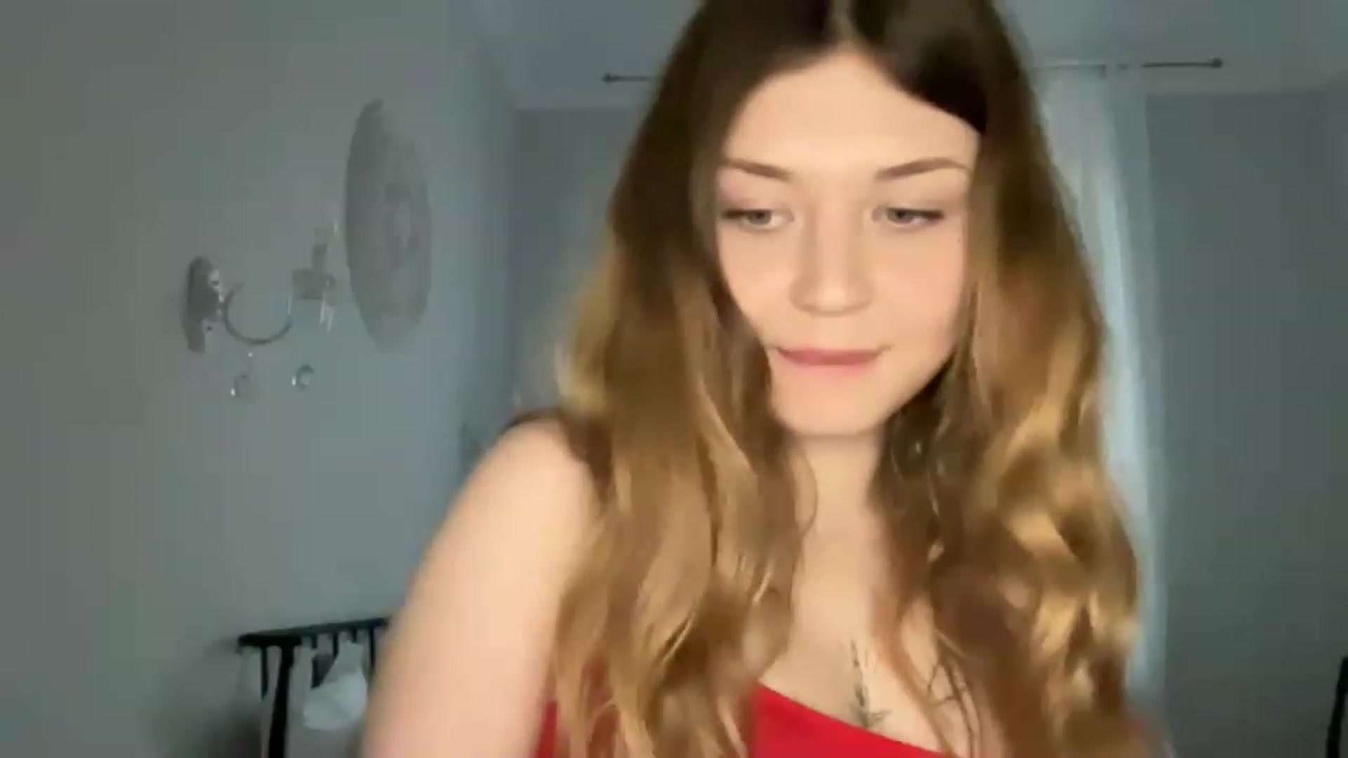 Gallery image thumbnail from Coconut_dream's myfreecams stream on, 04/27/2023, 16:22 image 7 of 20