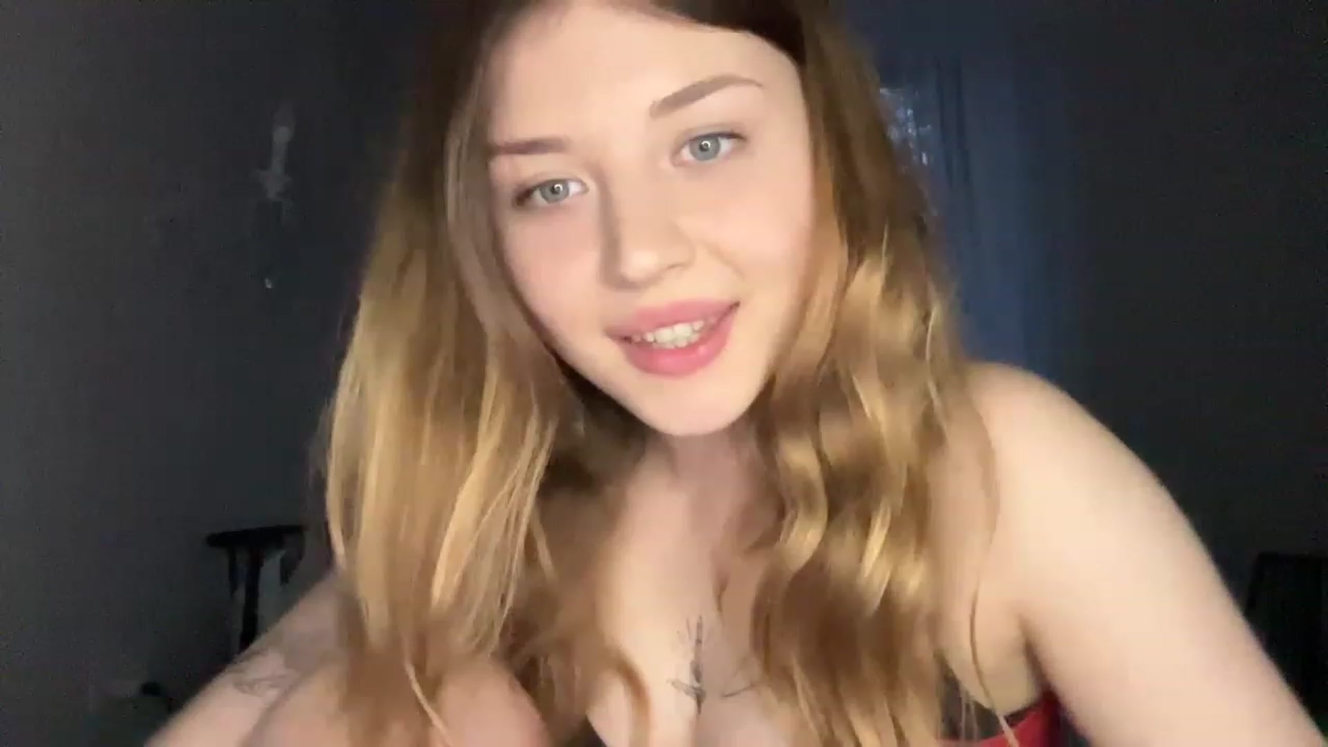 Gallery image thumbnail from Coconut_dream's myfreecams stream on, 04/27/2023, 18:00 image 1 of 20