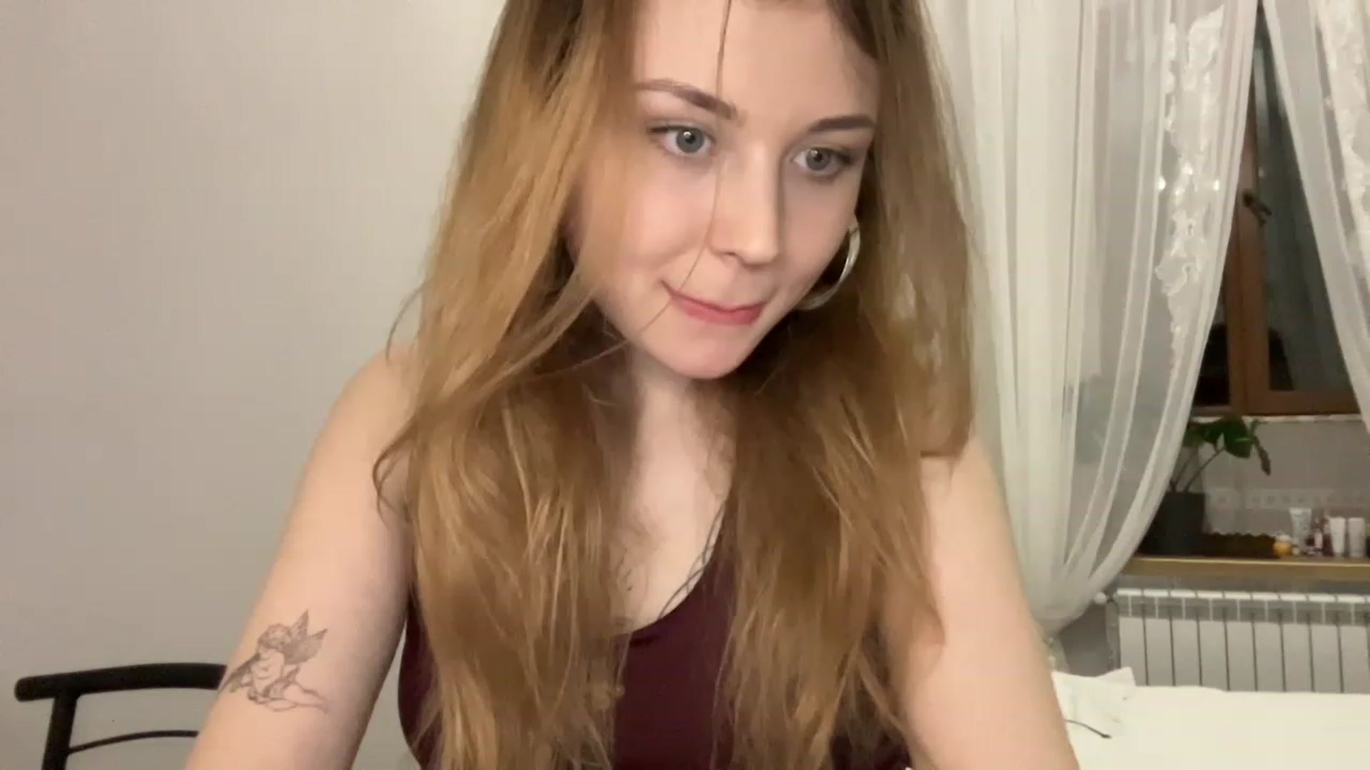 Gallery image thumbnail from Coconut_dream's myfreecams stream on, 04/28/2023, 18:59 image 1 of 20