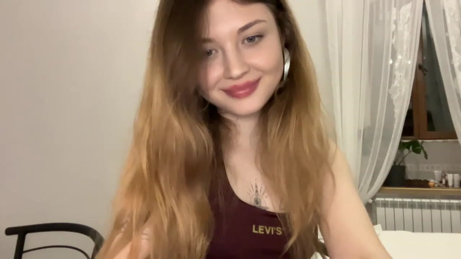 Gallery image thumbnail from Coconut_dream's myfreecams stream on, 04/28/2023, 18:59 image 15 of 20