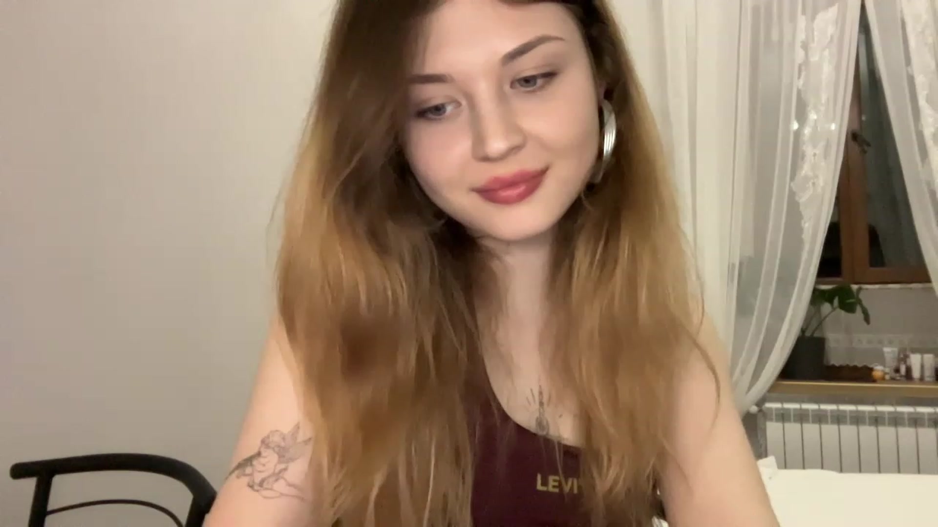Gallery image thumbnail from Coconut_dream's myfreecams stream on, 04/28/2023, 18:59 image 18 of 20