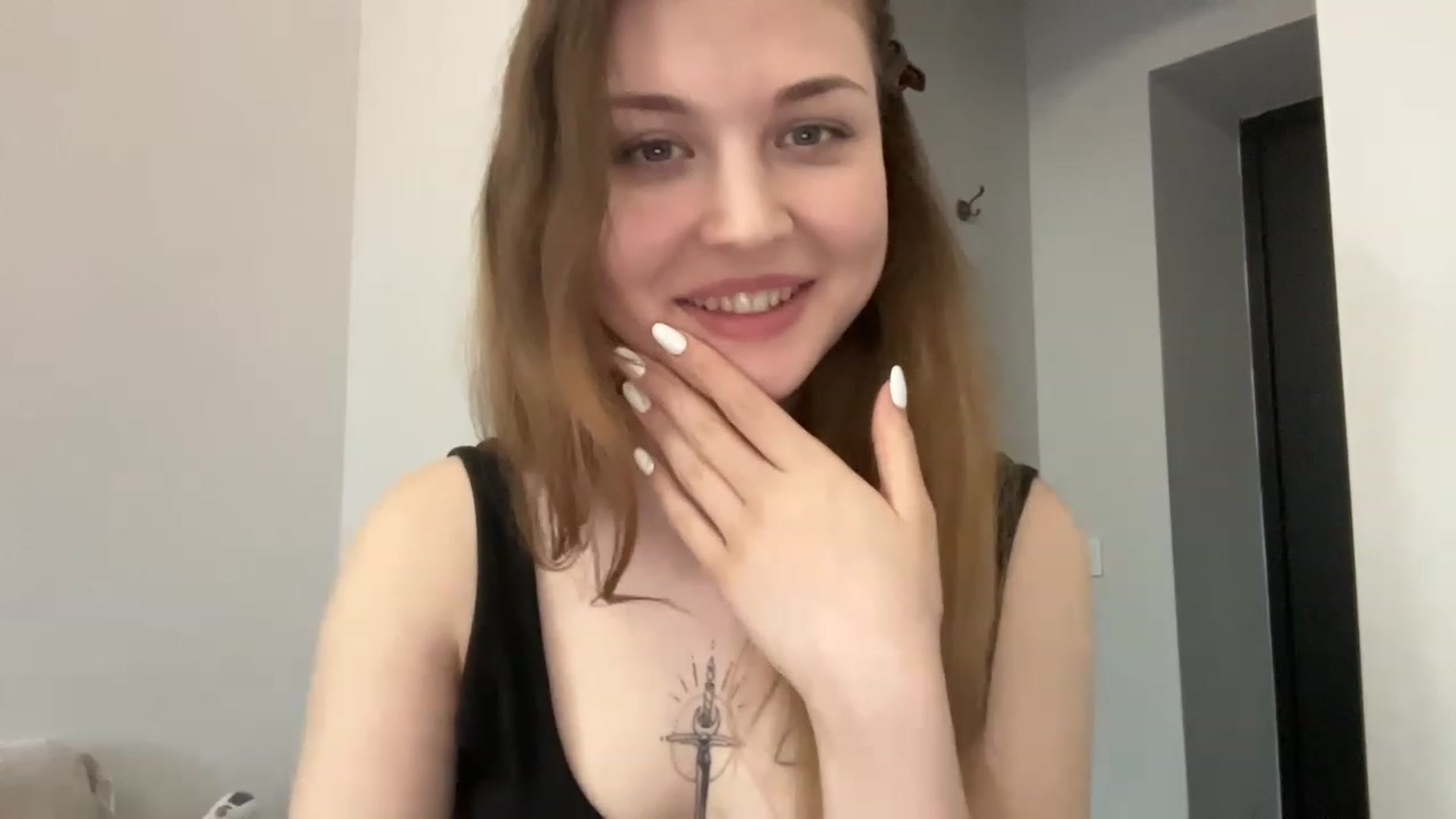 Gallery image thumbnail from Coconut_dream's myfreecams stream on, 05/01/2023, 16:29 image 17 of 20
