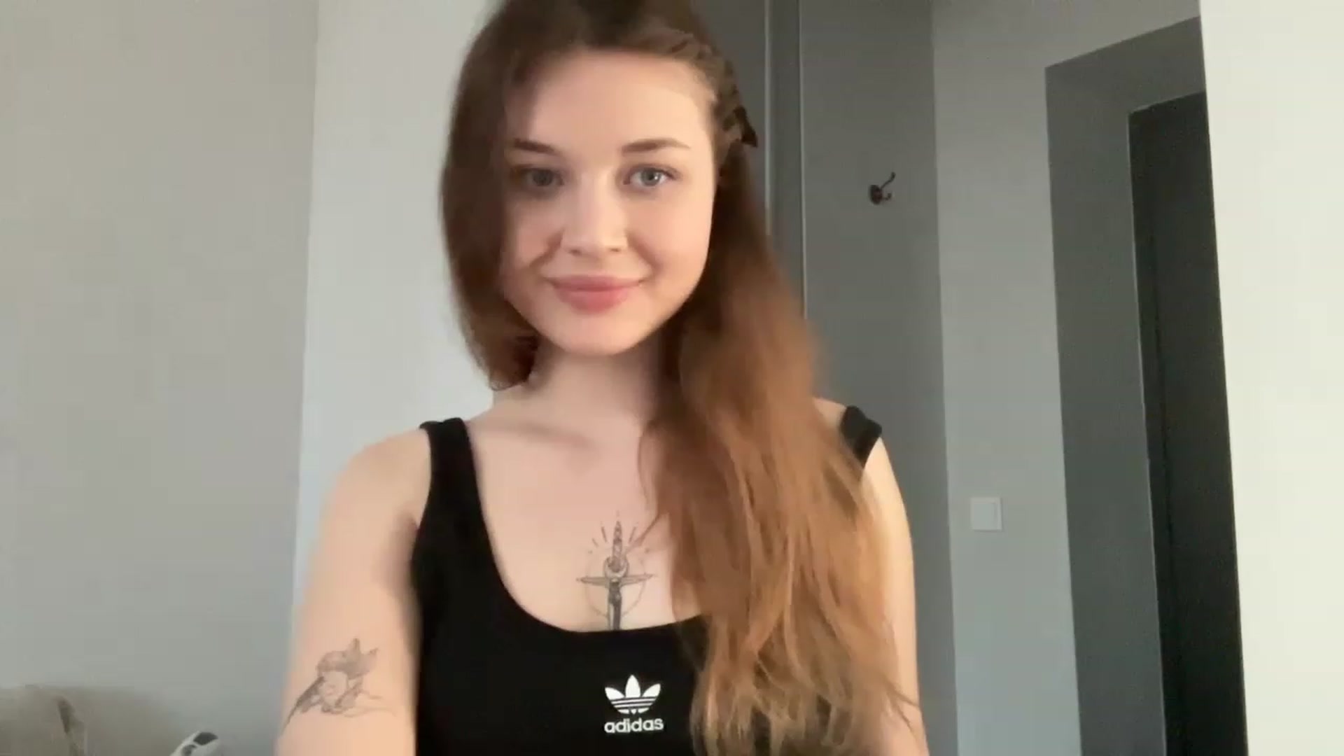 Gallery image thumbnail from Coconut_dream's myfreecams stream on, 05/01/2023, 16:29 image 5 of 20