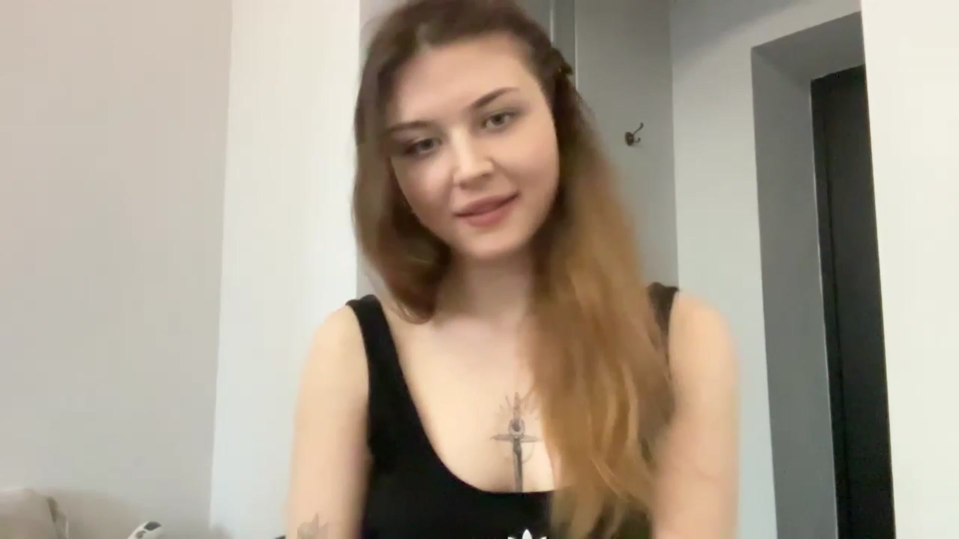 Gallery image thumbnail from Coconut_dream's myfreecams stream on, 05/01/2023, 16:29 image 10 of 20