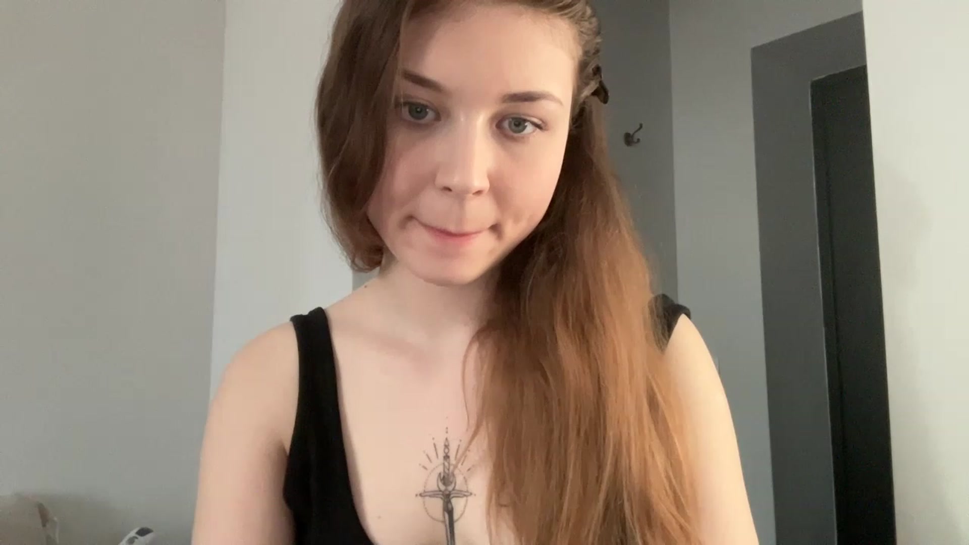Gallery image thumbnail from Coconut_dream's myfreecams stream on, 05/01/2023, 16:29 image 2 of 20