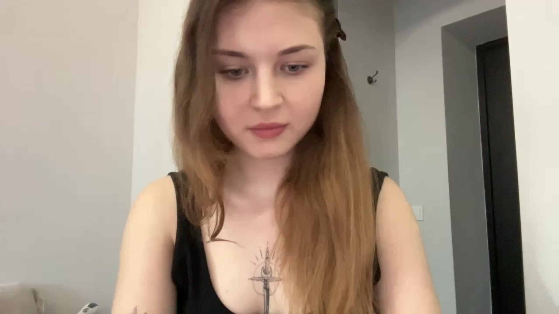 Gallery image thumbnail from Coconut_dream's myfreecams stream on, 05/01/2023, 16:29 image 18 of 20