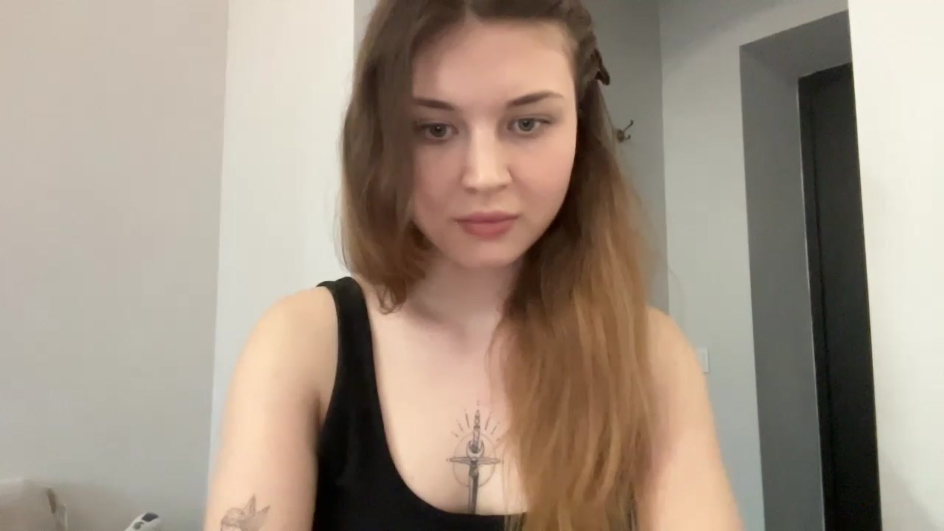 Gallery image thumbnail from Coconut_dream's myfreecams stream on, 05/01/2023, 16:29 image 8 of 20