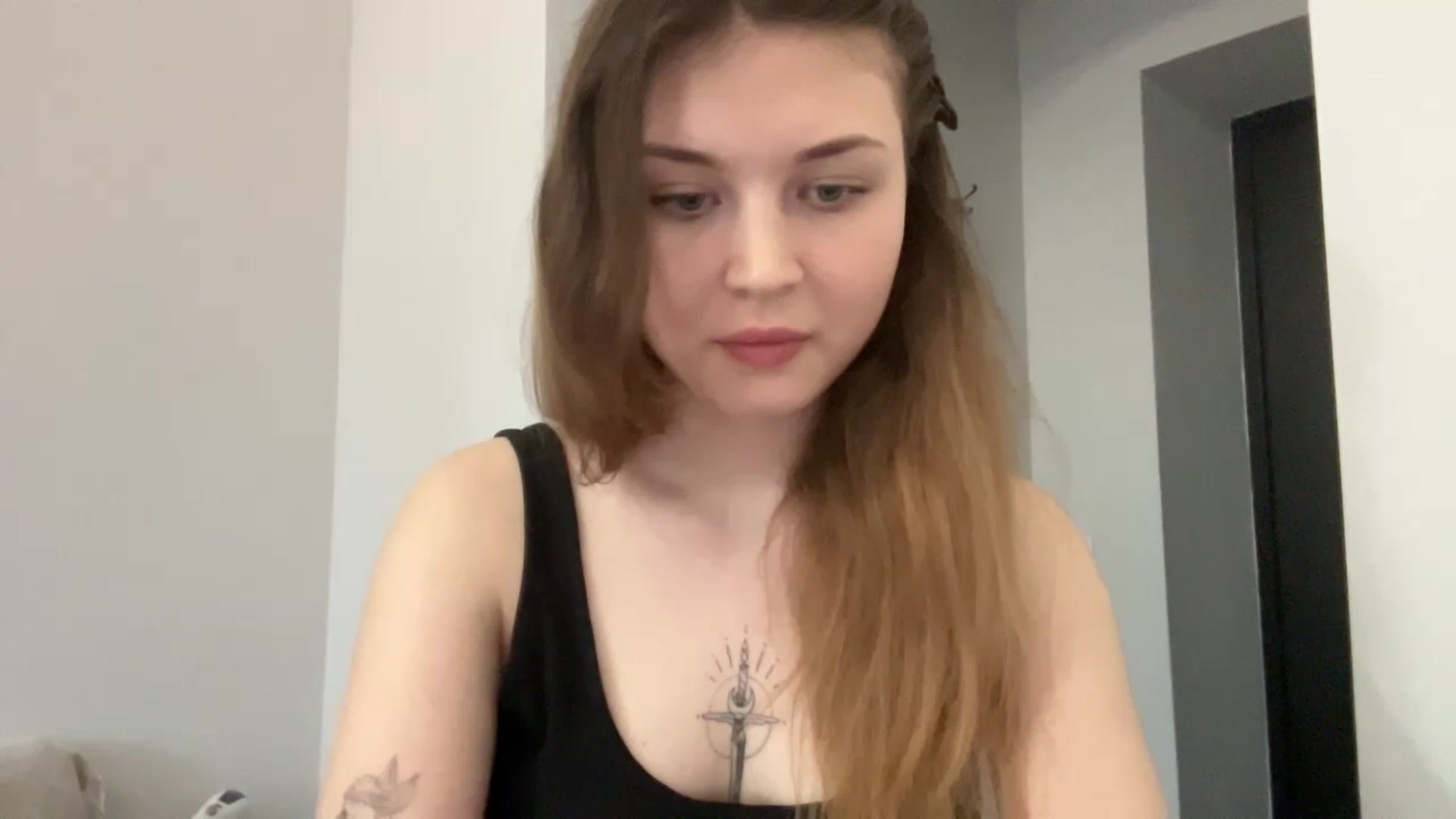 Gallery image thumbnail from Coconut_dream's myfreecams stream on, 05/01/2023, 16:29 image 9 of 20