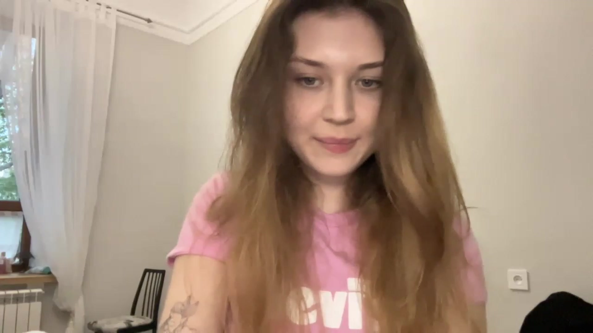Gallery image thumbnail from Coconut_dream's myfreecams stream on, 05/04/2023, 16:29 image 17 of 20