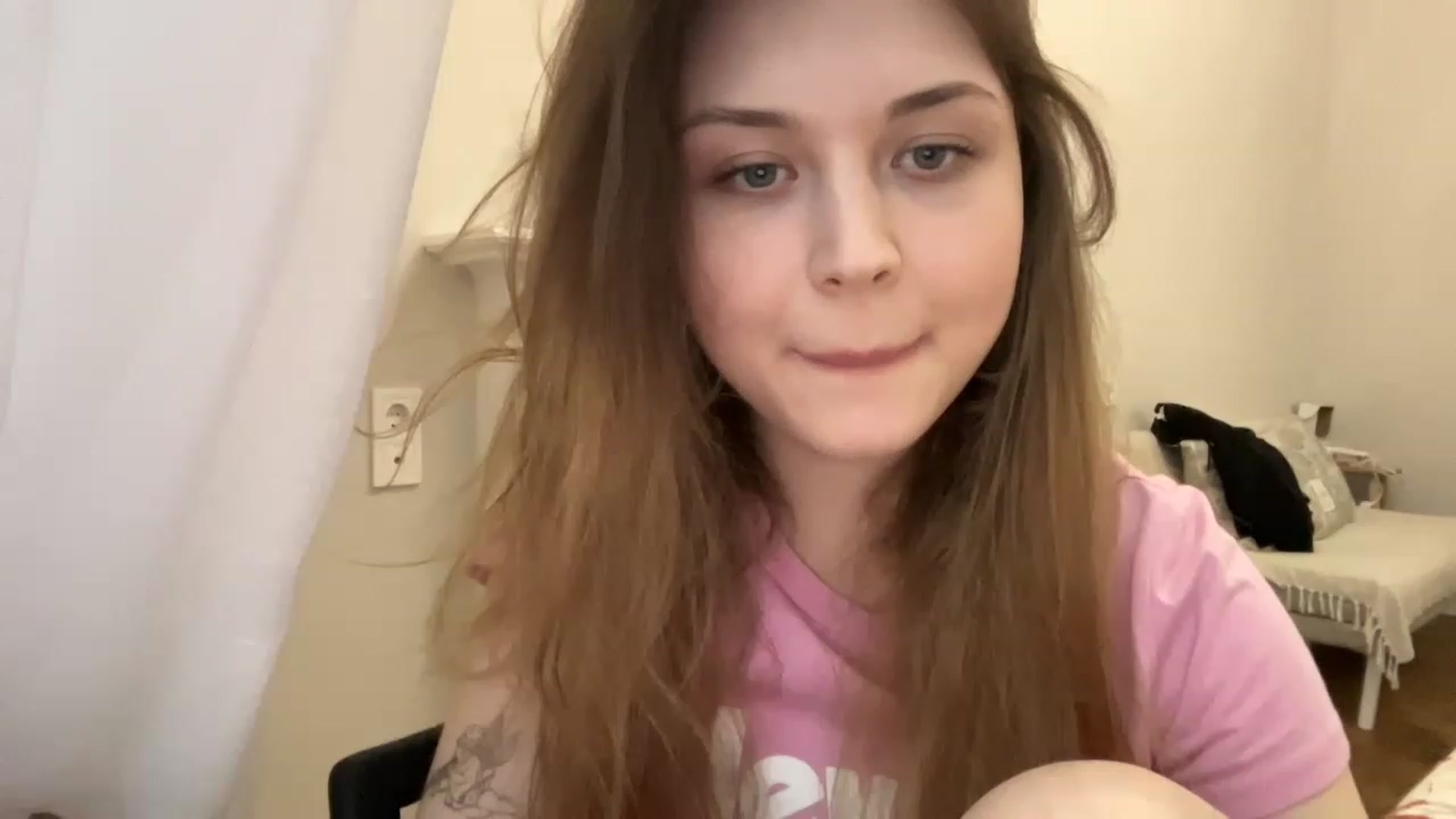 Gallery image thumbnail from Coconut_dream's myfreecams stream on, 05/04/2023, 16:29 image 10 of 20