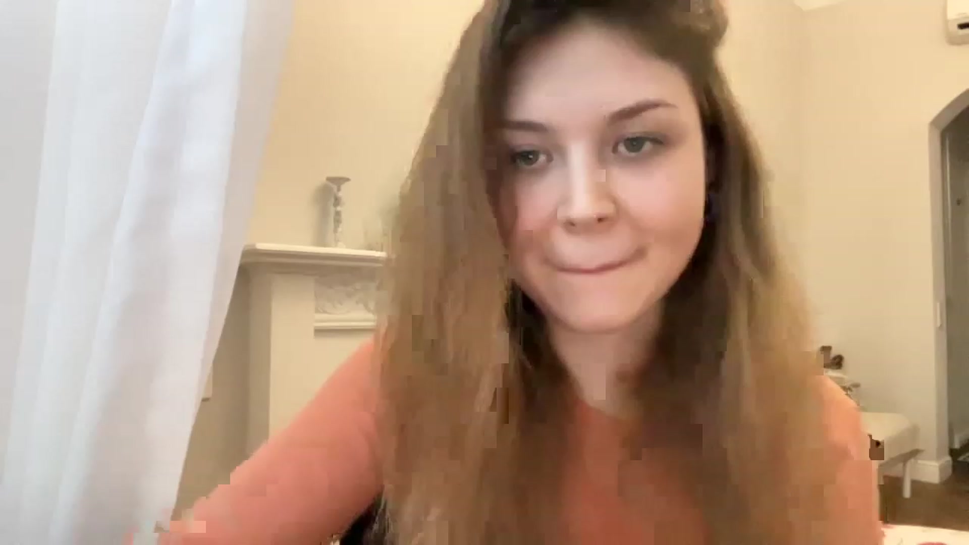 Gallery image thumbnail from Coconut_dream's myfreecams stream on, 05/05/2023, 17:00 image 3 of 20