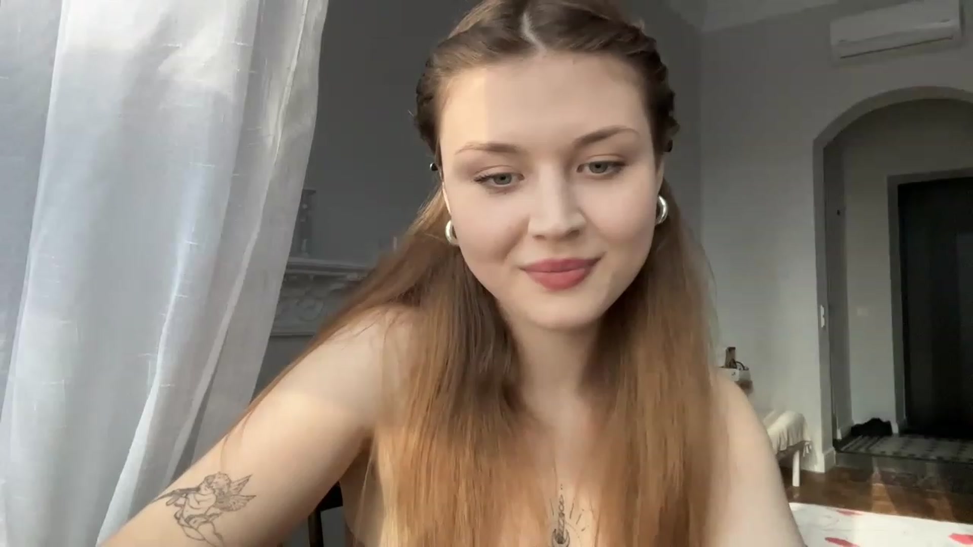 Gallery image thumbnail from Coconut_dream's myfreecams stream on, 05/06/2023, 14:36 image 19 of 20