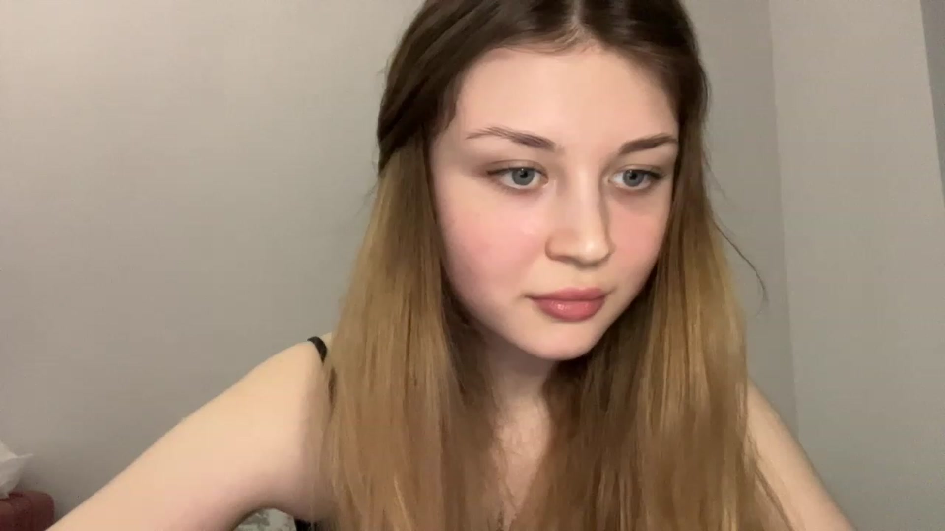 Gallery image thumbnail from Coconut_dream's myfreecams stream on, 05/08/2023, 16:29 image 12 of 20