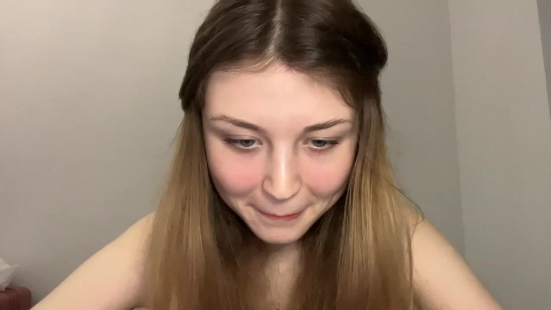 Gallery image thumbnail from Coconut_dream's myfreecams stream on, 05/08/2023, 16:29 image 13 of 20