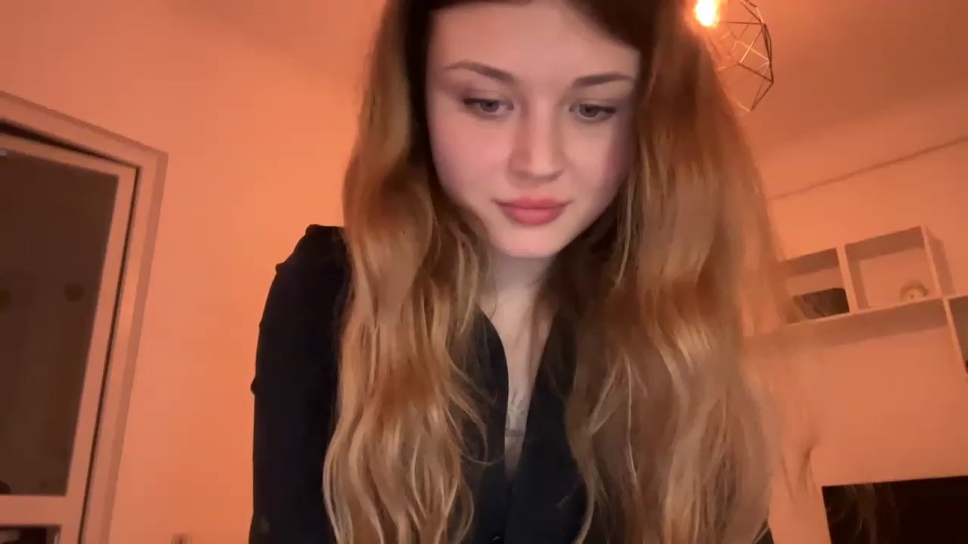 Gallery image thumbnail from Coconut_dream's myfreecams stream on, 05/11/2023, 19:42 image 13 of 20