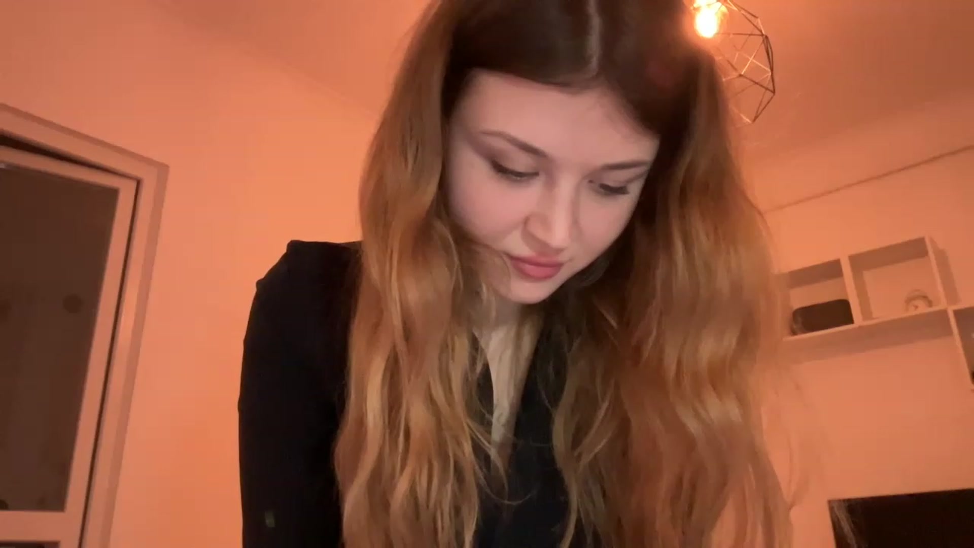 Gallery image thumbnail from Coconut_dream's myfreecams stream on, 05/11/2023, 19:42 image 15 of 20