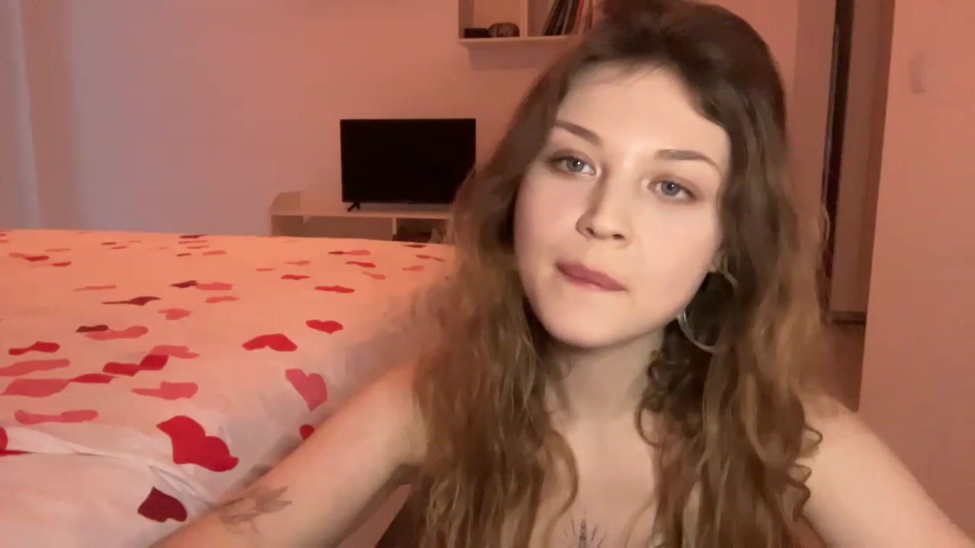 Gallery image thumbnail from Coconut_dream's myfreecams stream on, 05/12/2023, 17:06 image 18 of 20