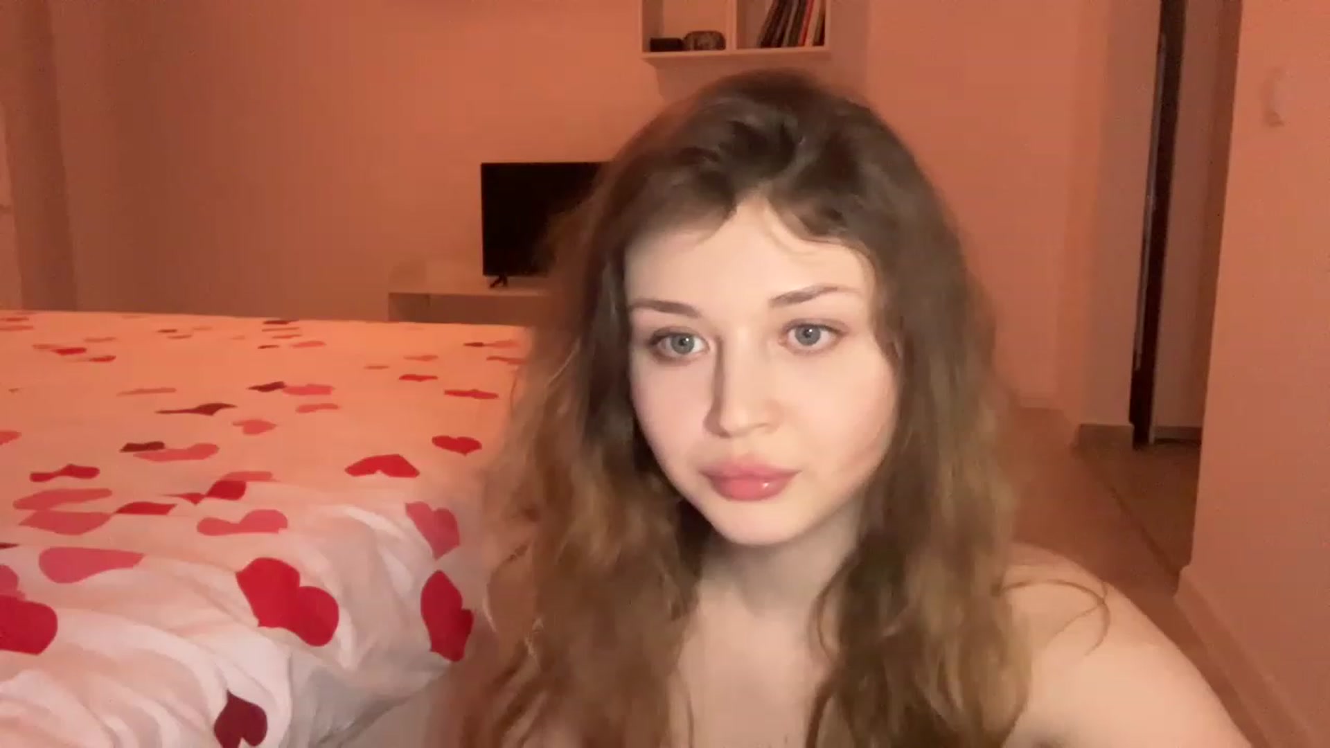 Gallery image thumbnail from Coconut_dream's myfreecams stream on, 05/12/2023, 18:32 image 10 of 20