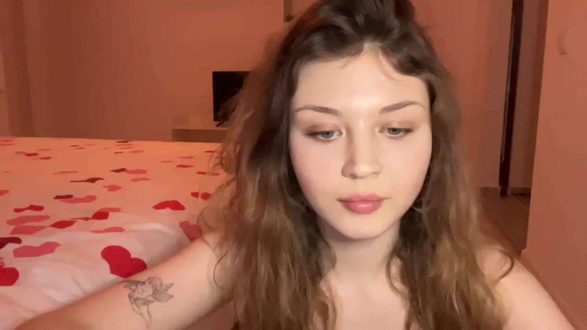 Gallery image thumbnail from Coconut_dream's myfreecams stream on, 05/12/2023, 18:32 image 1 of 20