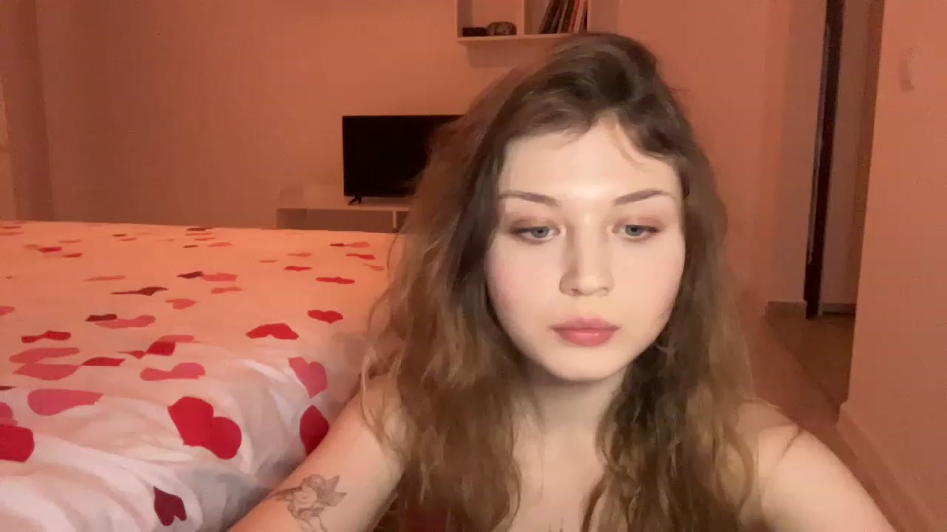 Gallery image thumbnail from Coconut_dream's myfreecams stream on, 05/12/2023, 18:32 image 8 of 20