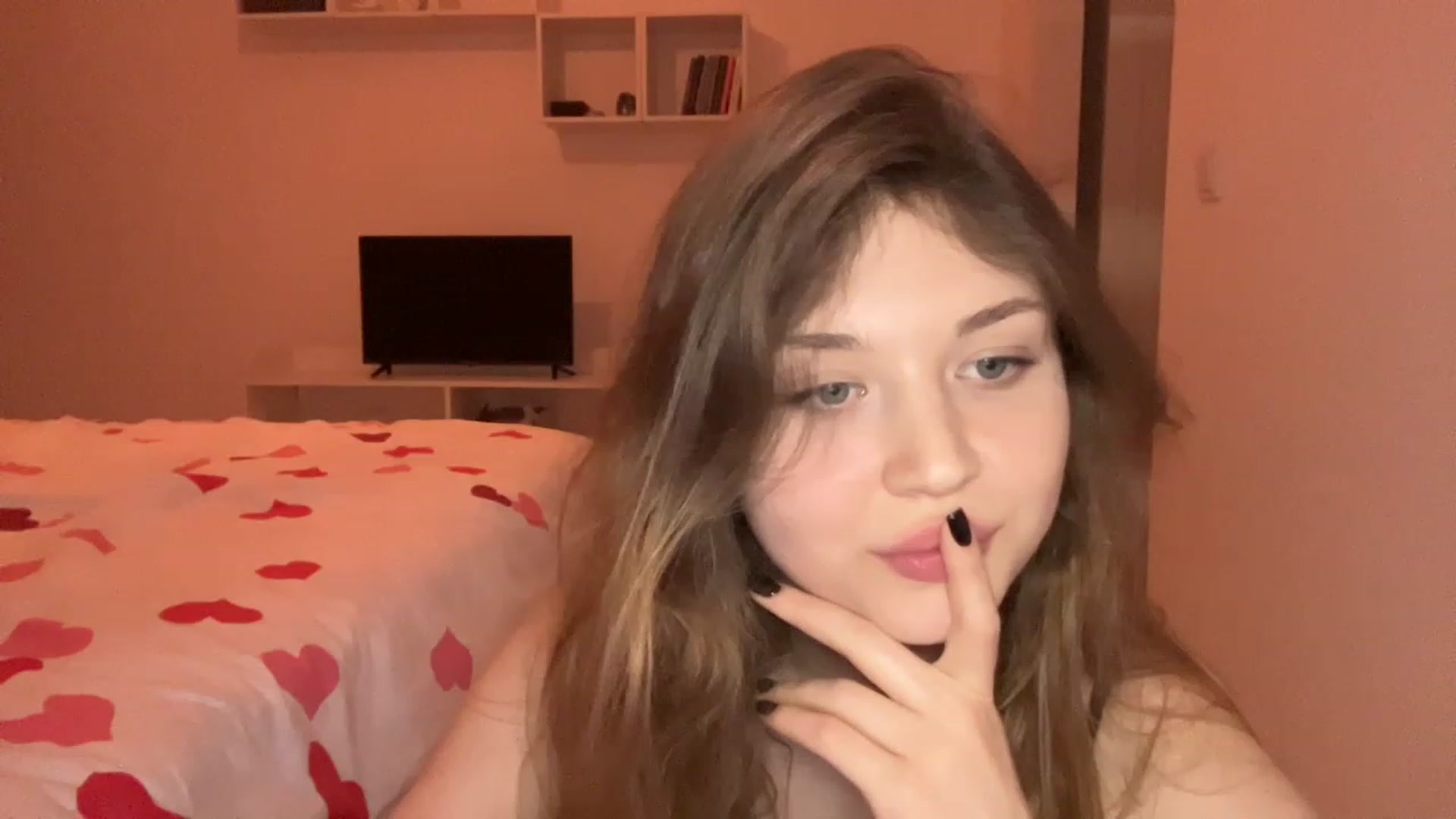Gallery image thumbnail from Coconut_dream's myfreecams stream on, 05/13/2023, 18:31 image 12 of 20