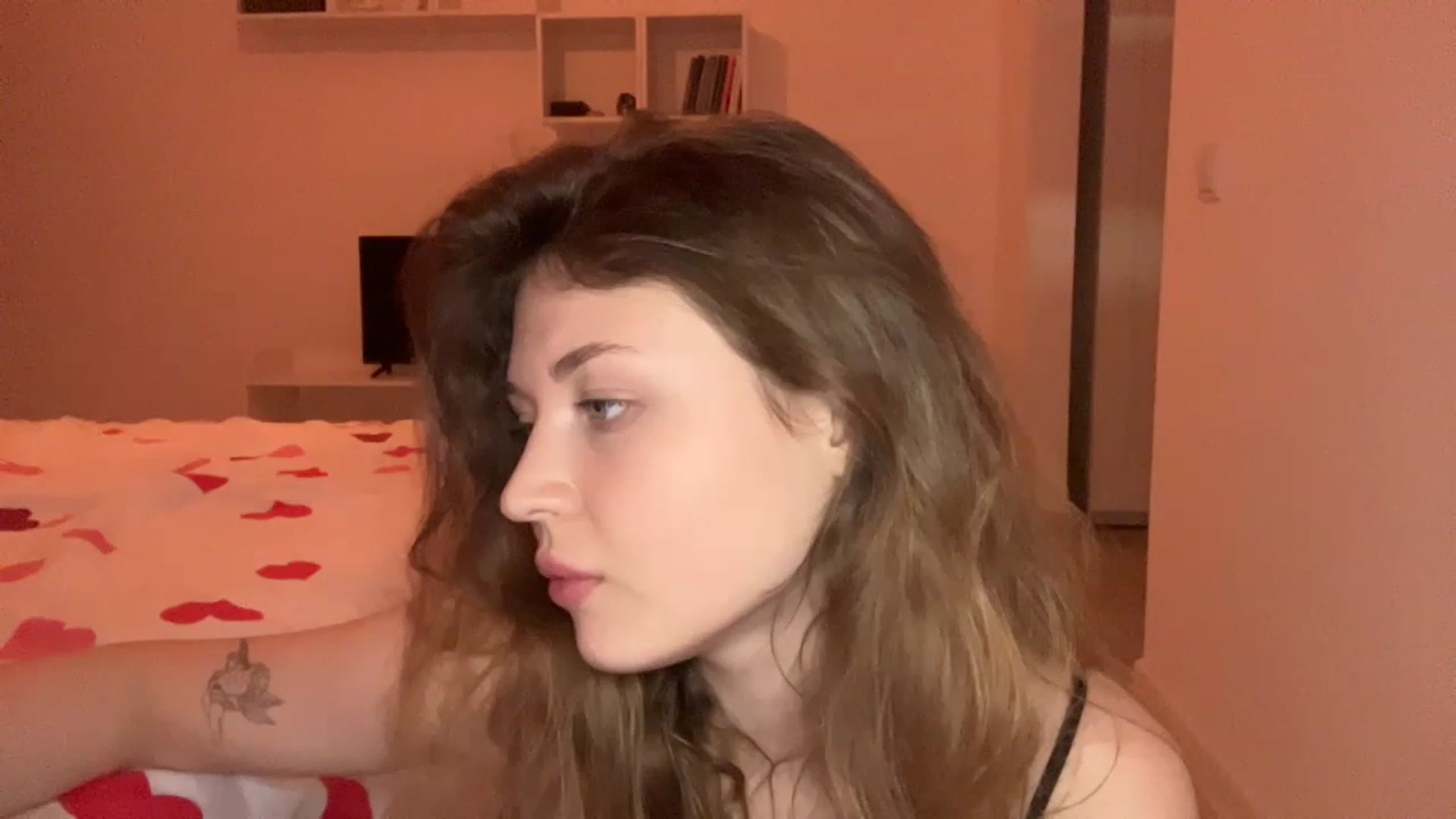 Gallery image thumbnail from Coconut_dream's myfreecams stream on, 05/13/2023, 18:53 image 4 of 20