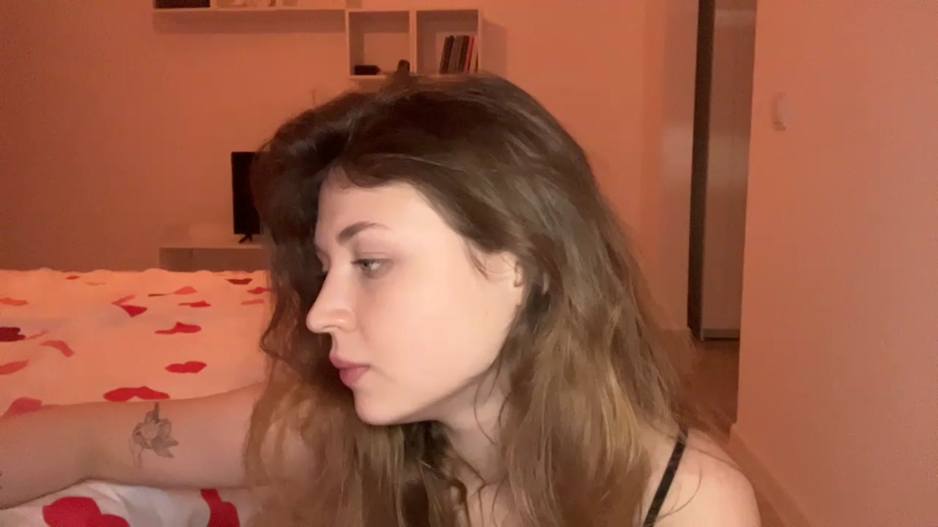 Gallery image thumbnail from Coconut_dream's myfreecams stream on, 05/13/2023, 18:53 image 3 of 20