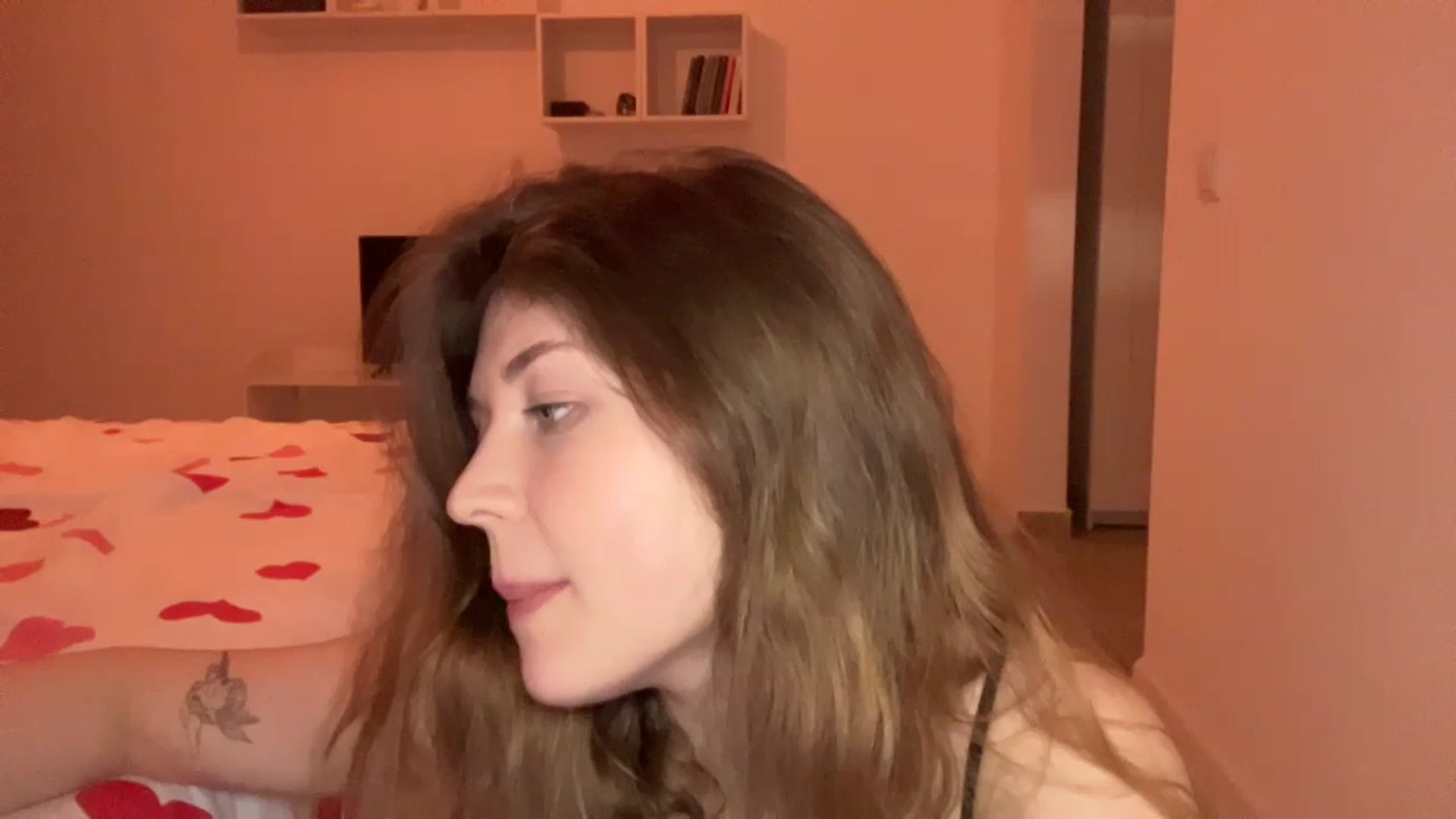 Gallery image thumbnail from Coconut_dream's myfreecams stream on, 05/13/2023, 18:53 image 16 of 20
