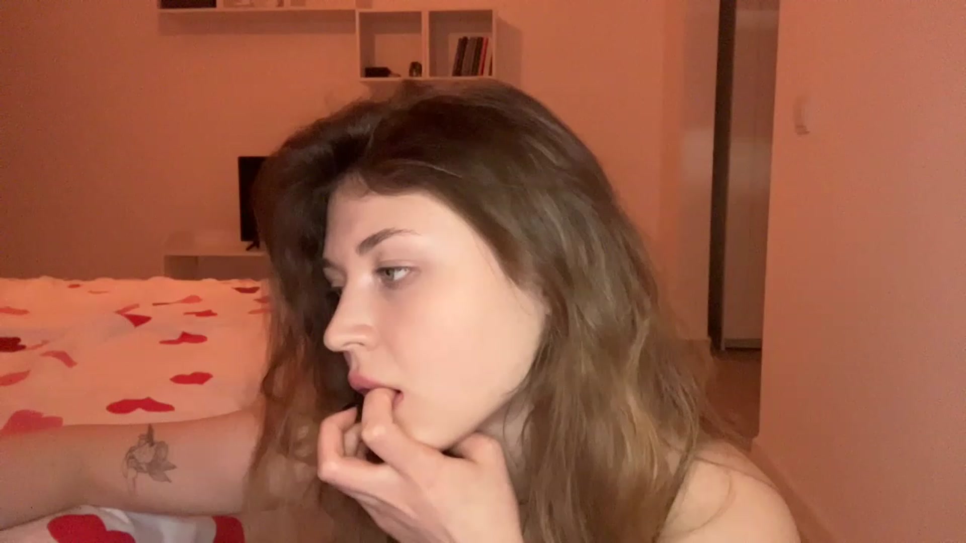 Gallery image thumbnail from Coconut_dream's myfreecams stream on, 05/13/2023, 18:53 image 6 of 20