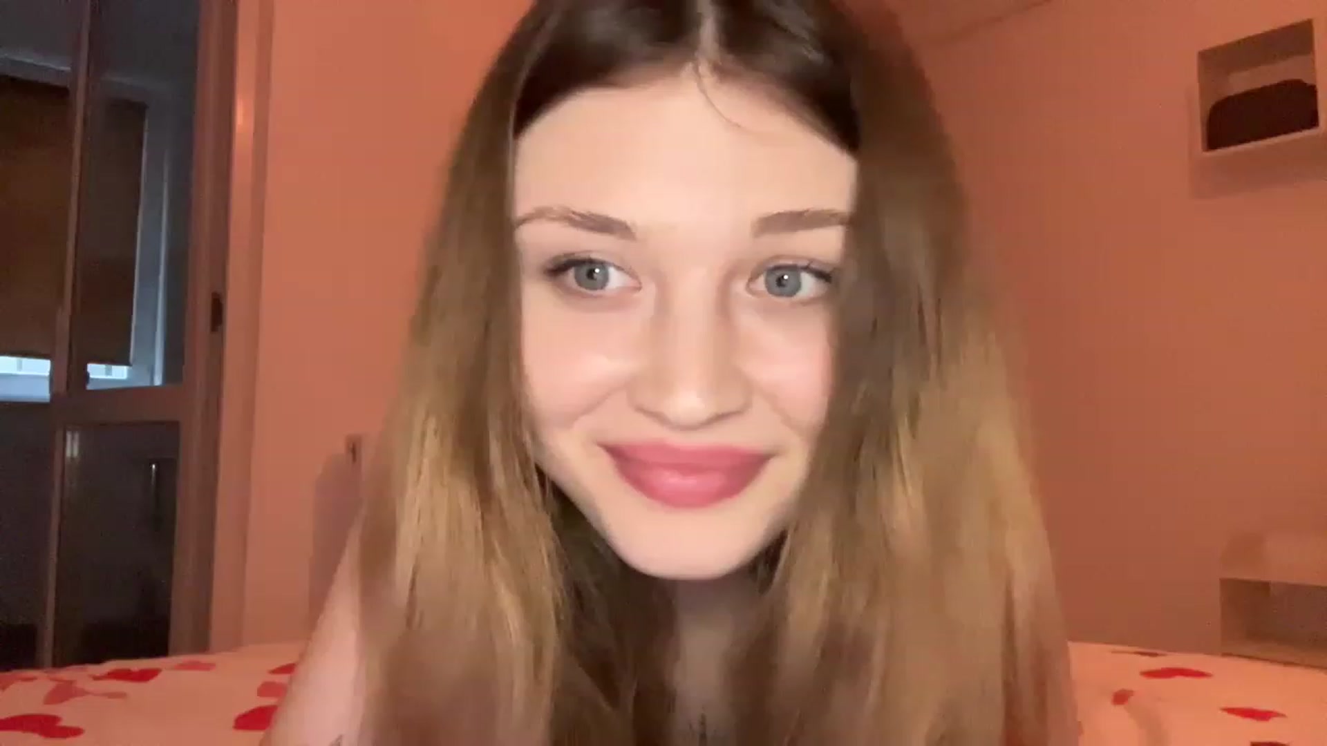 Gallery image thumbnail from Coconut_dream's myfreecams stream on, 05/14/2023, 17:53 image 7 of 20