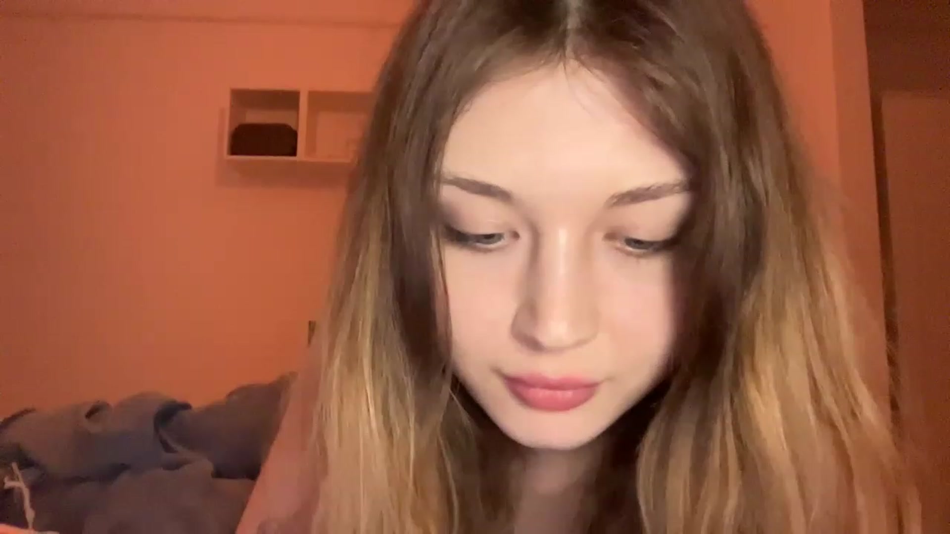 Gallery image thumbnail from Coconut_dream's myfreecams stream on, 05/14/2023, 18:46 image 19 of 20